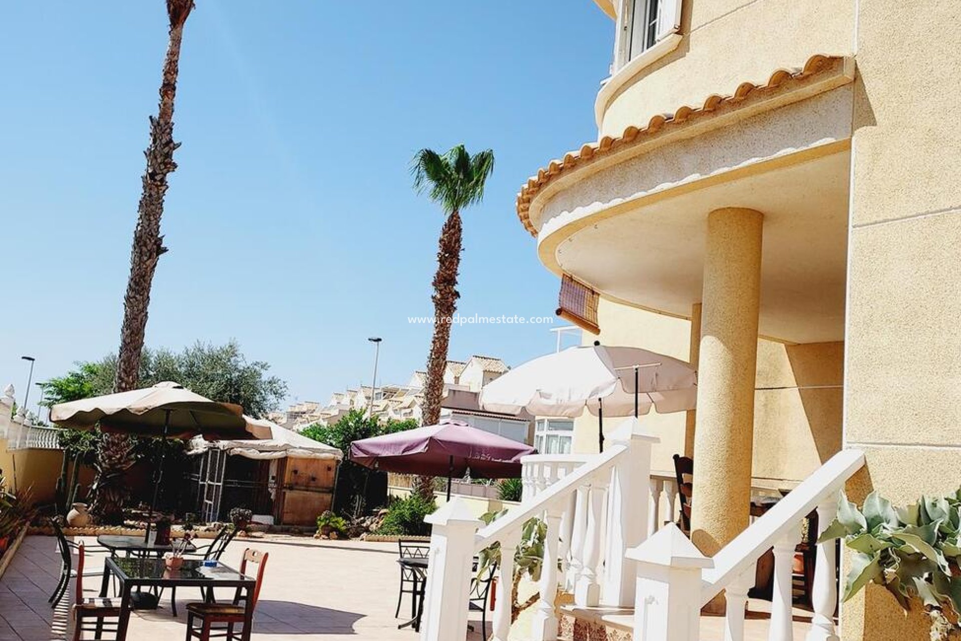 Återförsäljning - Fristående villa -
Torrevieja - BAÑOS DE EUROPA LAS TORRETAS