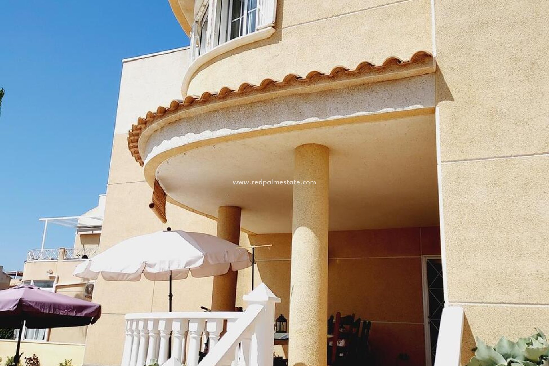 Återförsäljning - Fristående villa -
Torrevieja - BAÑOS DE EUROPA LAS TORRETAS