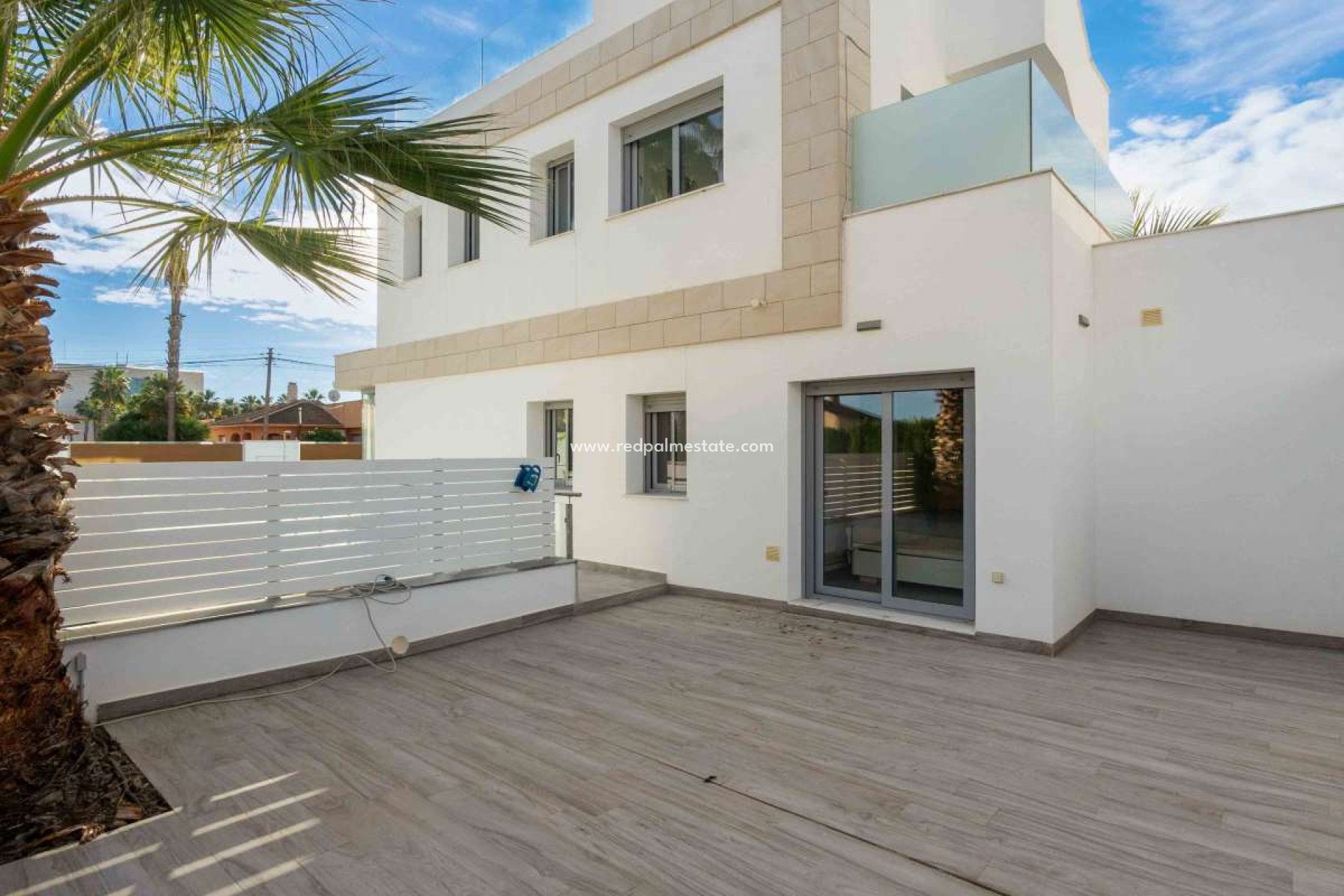 Återförsäljning - Fristående villa -
Torrevieja - Costa Blanca