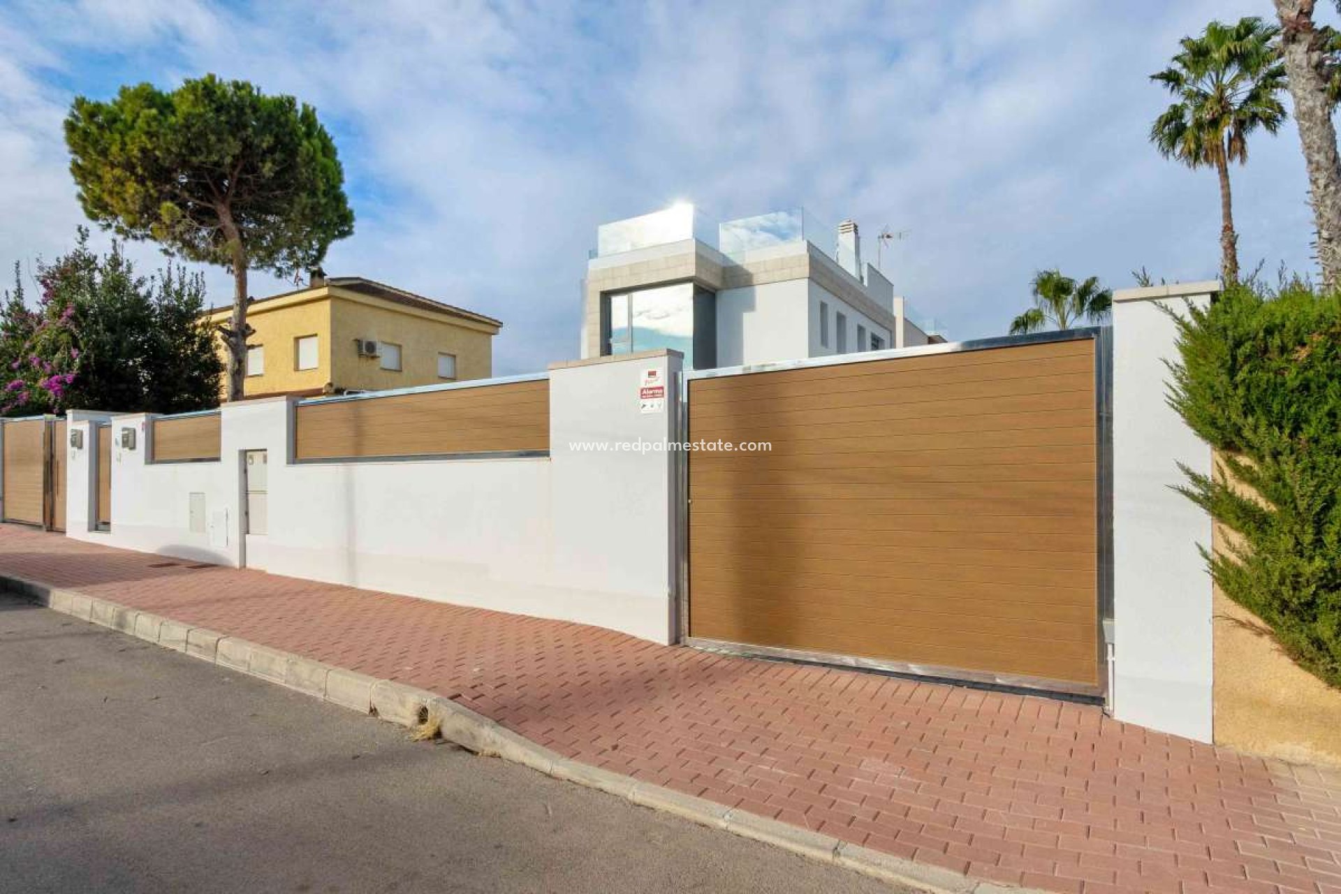 Återförsäljning - Fristående villa -
Torrevieja - Costa Blanca