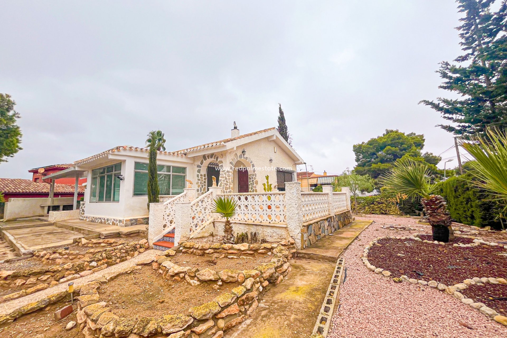 Återförsäljning - Fristående villa -
Torrevieja - Costa Blanca