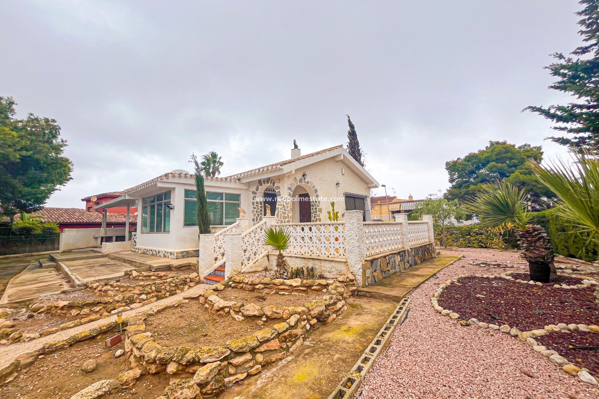 Återförsäljning - Fristående villa -
Torrevieja - Costa Blanca