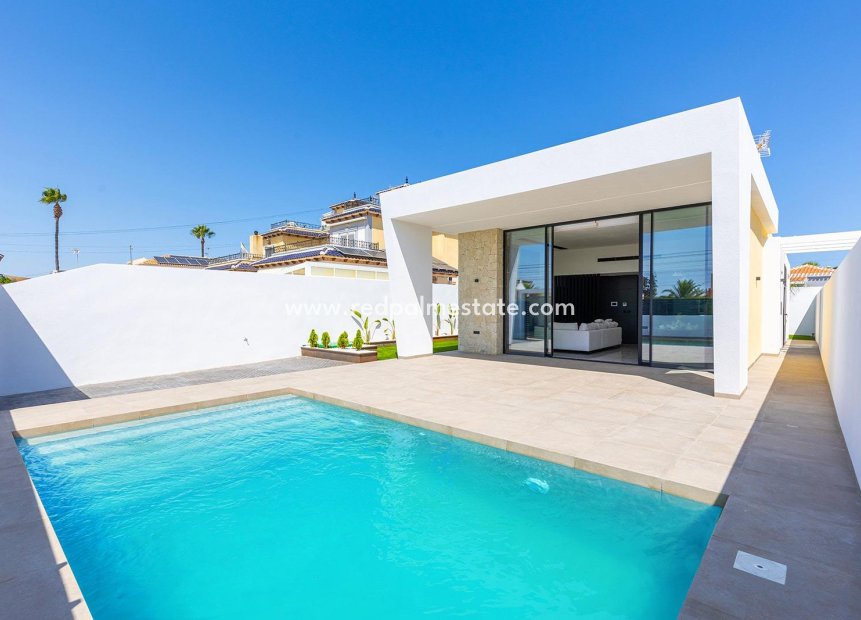 Återförsäljning - Fristående villa -
Torrevieja - La Siesta - El Salado -  Torreta