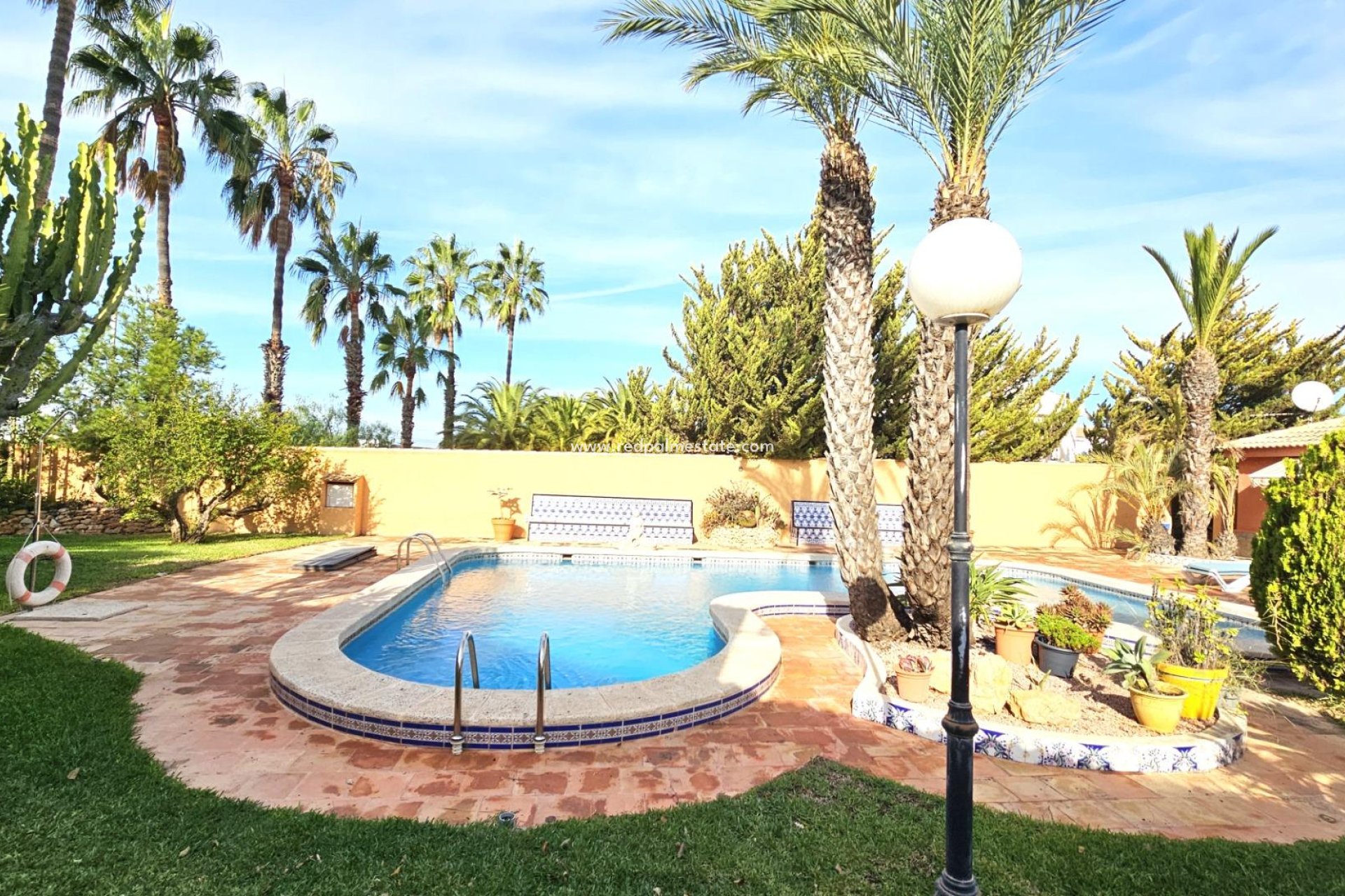 Återförsäljning - Fristående villa -
Torrevieja - La Siesta - El Salado -  Torreta