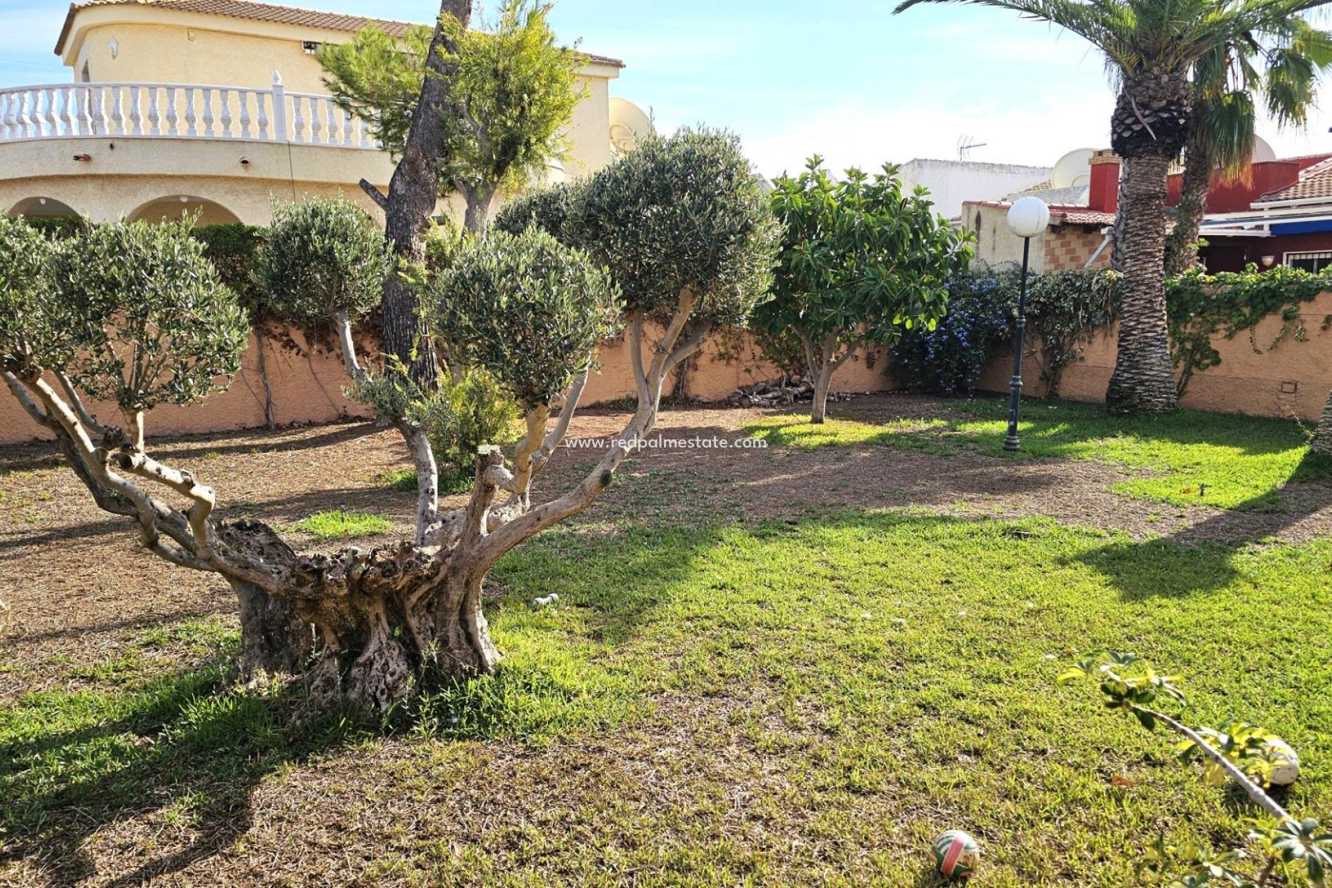 Återförsäljning - Fristående villa -
Torrevieja - La Siesta - El Salado -  Torreta