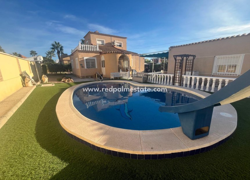 Återförsäljning - Fristående villa -
Torrevieja - La Siesta - El Salado -  Torreta