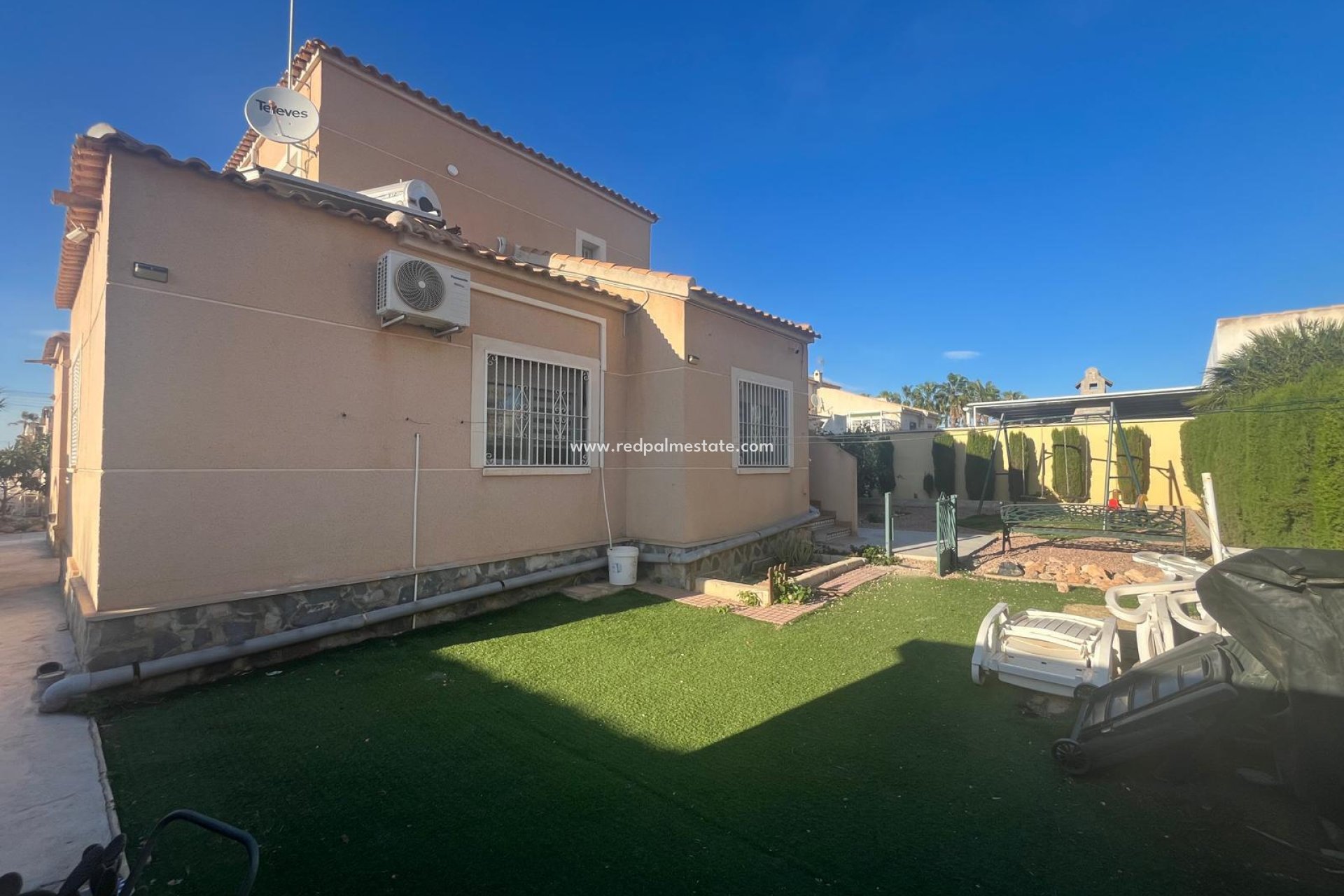 Återförsäljning - Fristående villa -
Torrevieja - La Siesta - El Salado -  Torreta