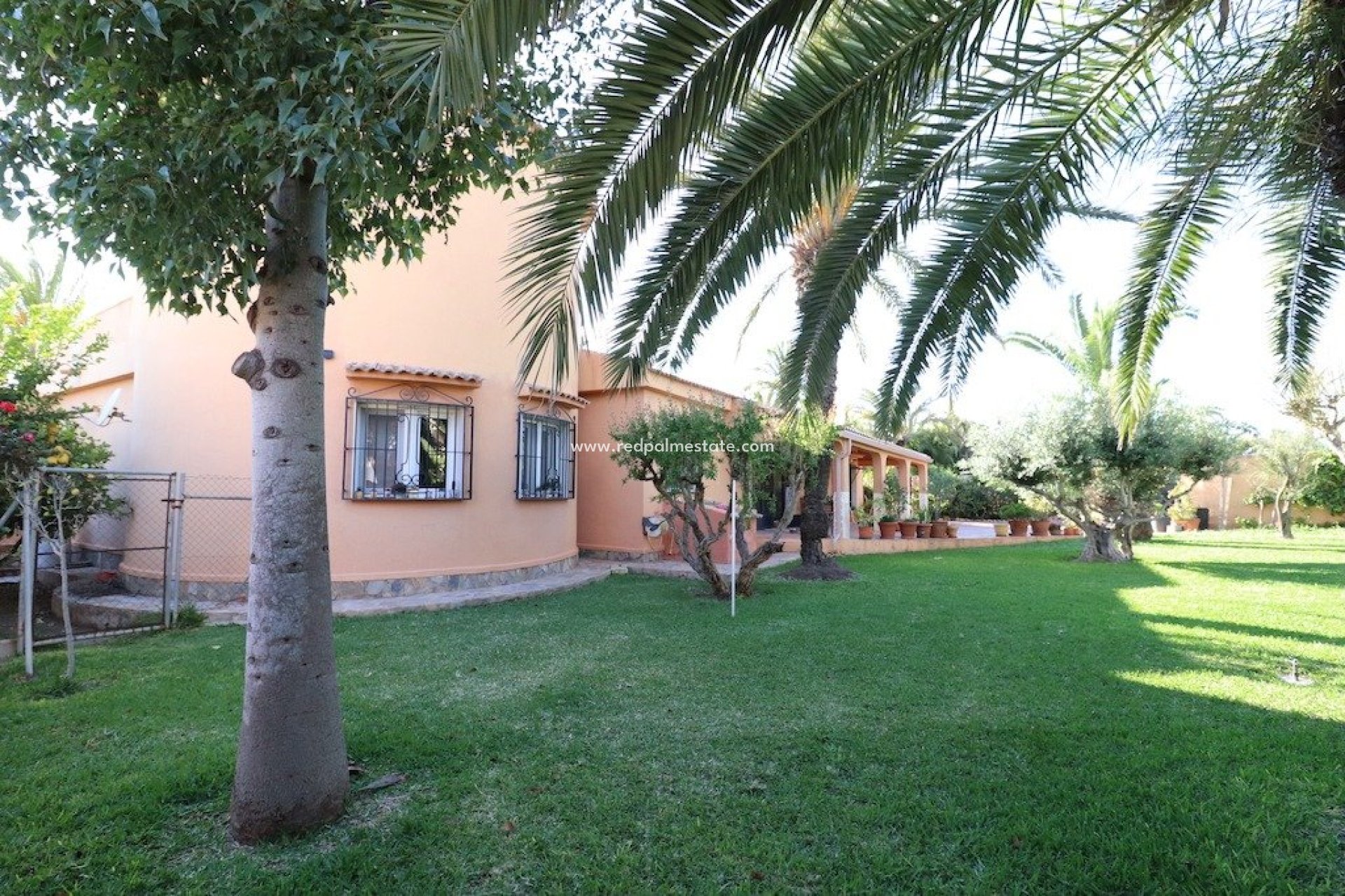 Återförsäljning - Fristående villa -
Torrevieja - La Siesta - El Salado -  Torreta