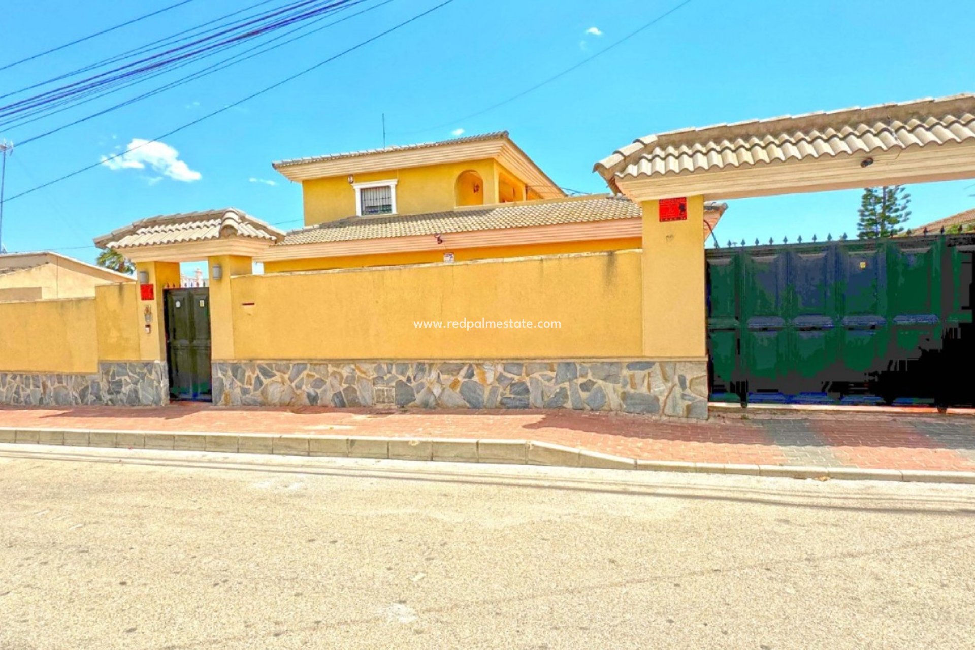 Återförsäljning - Fristående villa -
Torrevieja - Los Balcones - Los Altos del Edén