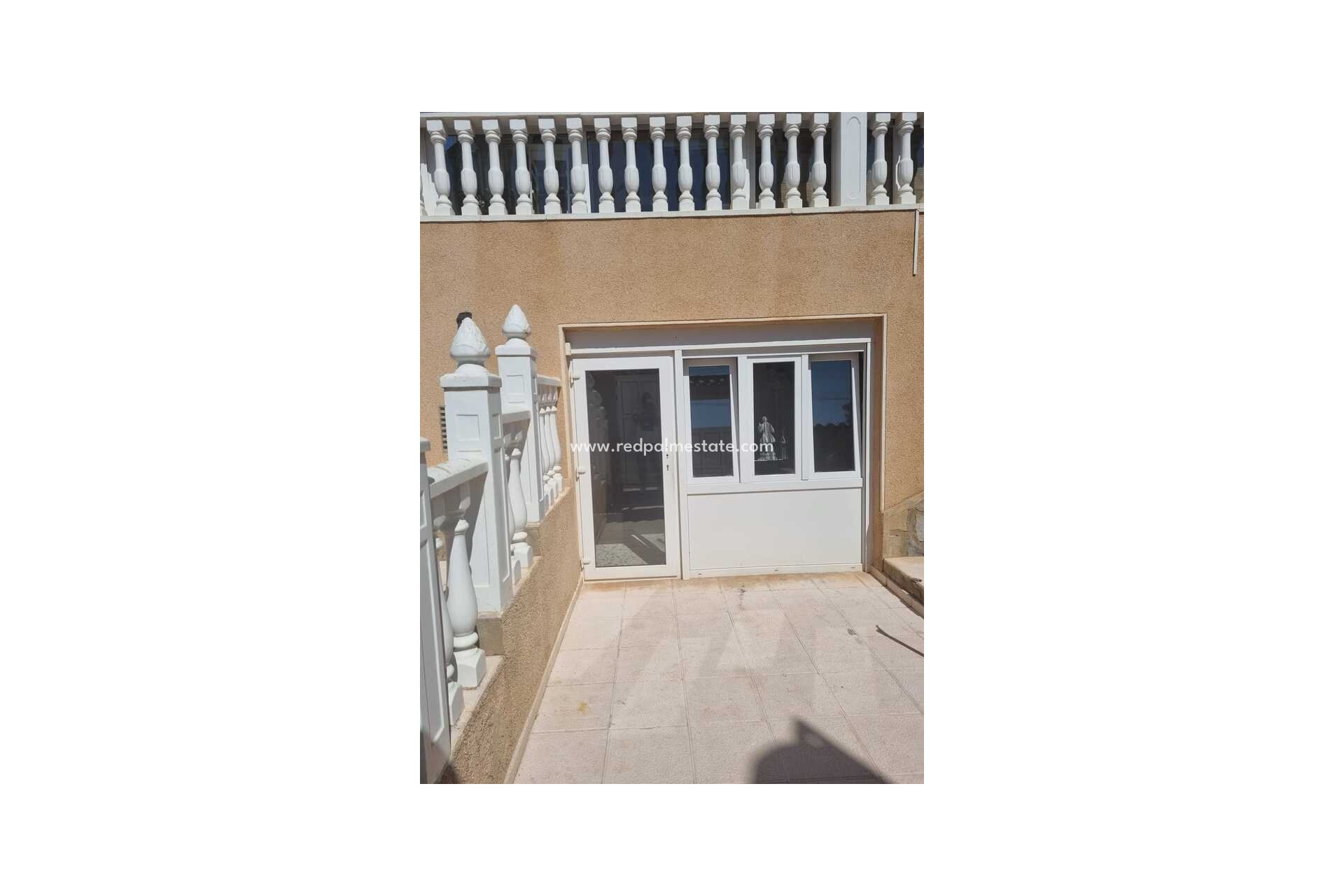 Återförsäljning - Fristående villa -
Torrevieja - Los Balcones