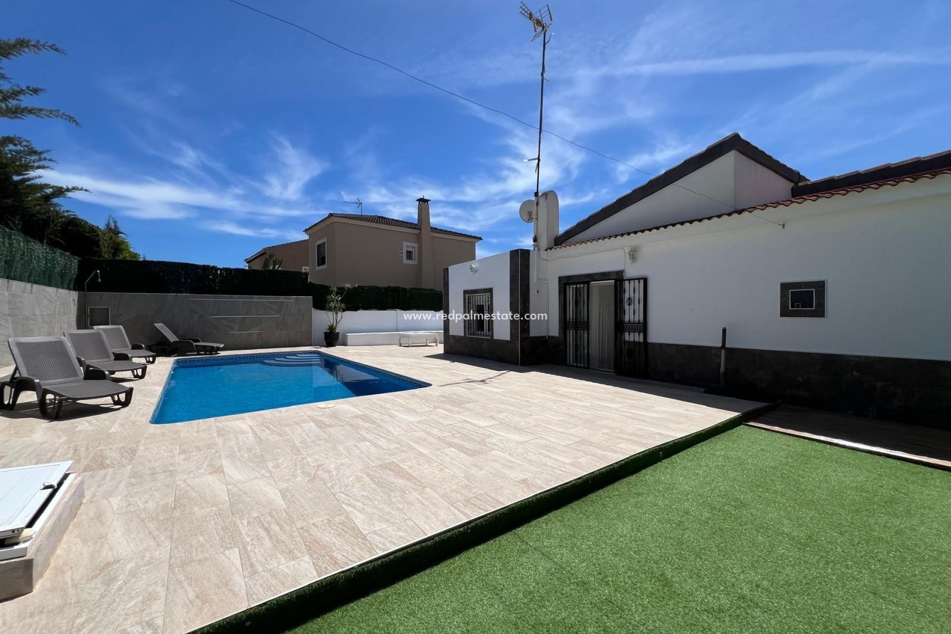 Återförsäljning - Fristående villa -
Torrevieja - Los Balcones