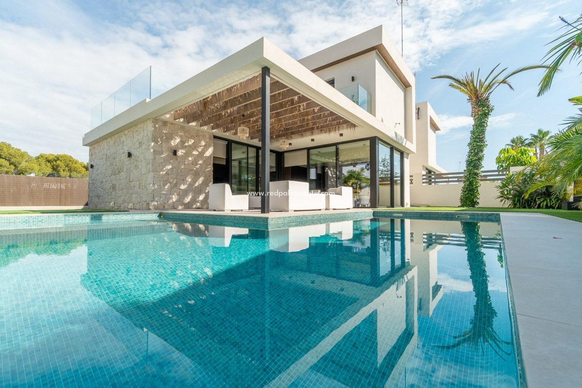 Återförsäljning - Fristående villa -
Torrevieja - Los balcones