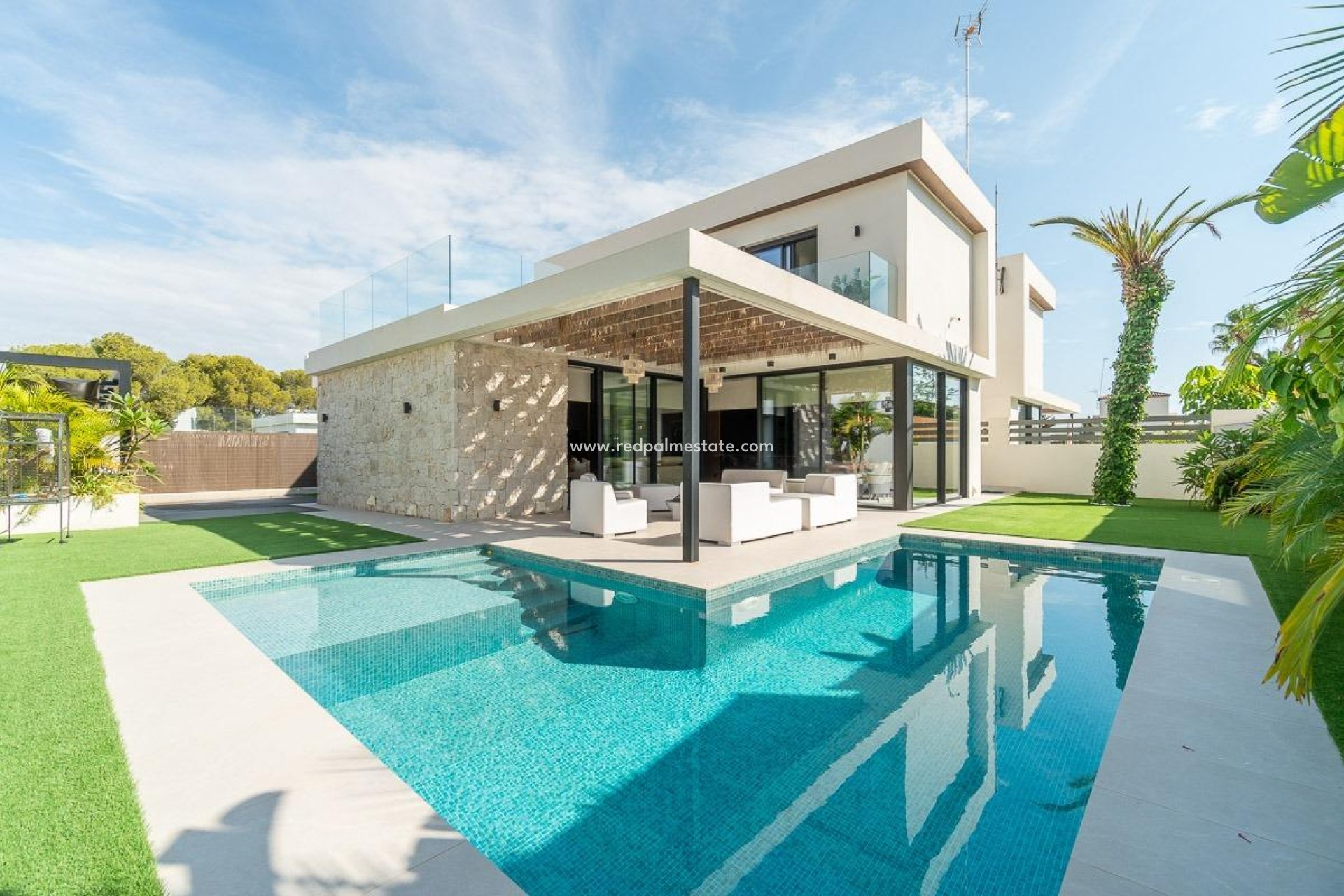 Återförsäljning - Fristående villa -
Torrevieja - Los balcones