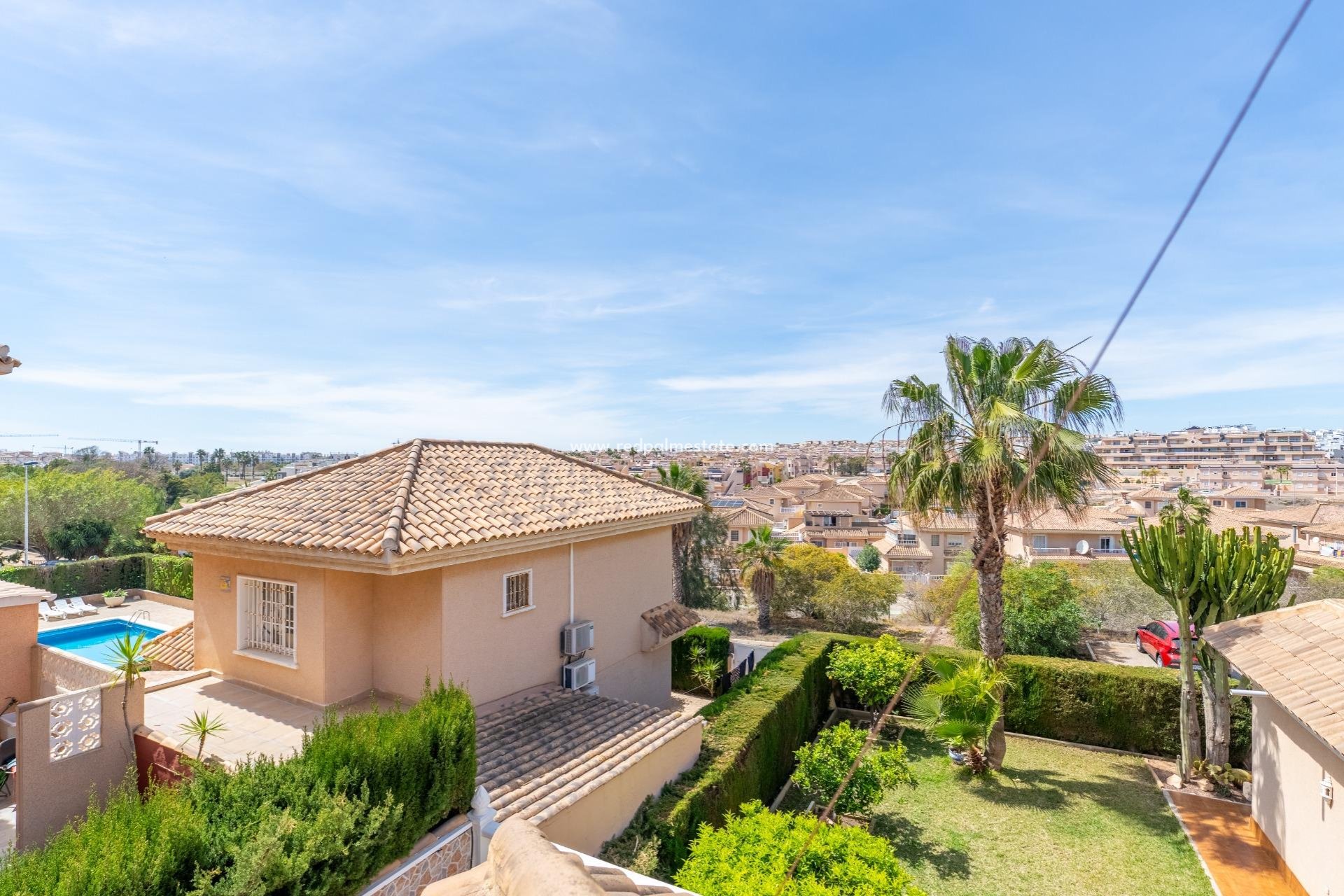 Återförsäljning - Fristående villa -
Torrevieja - Punta Prima