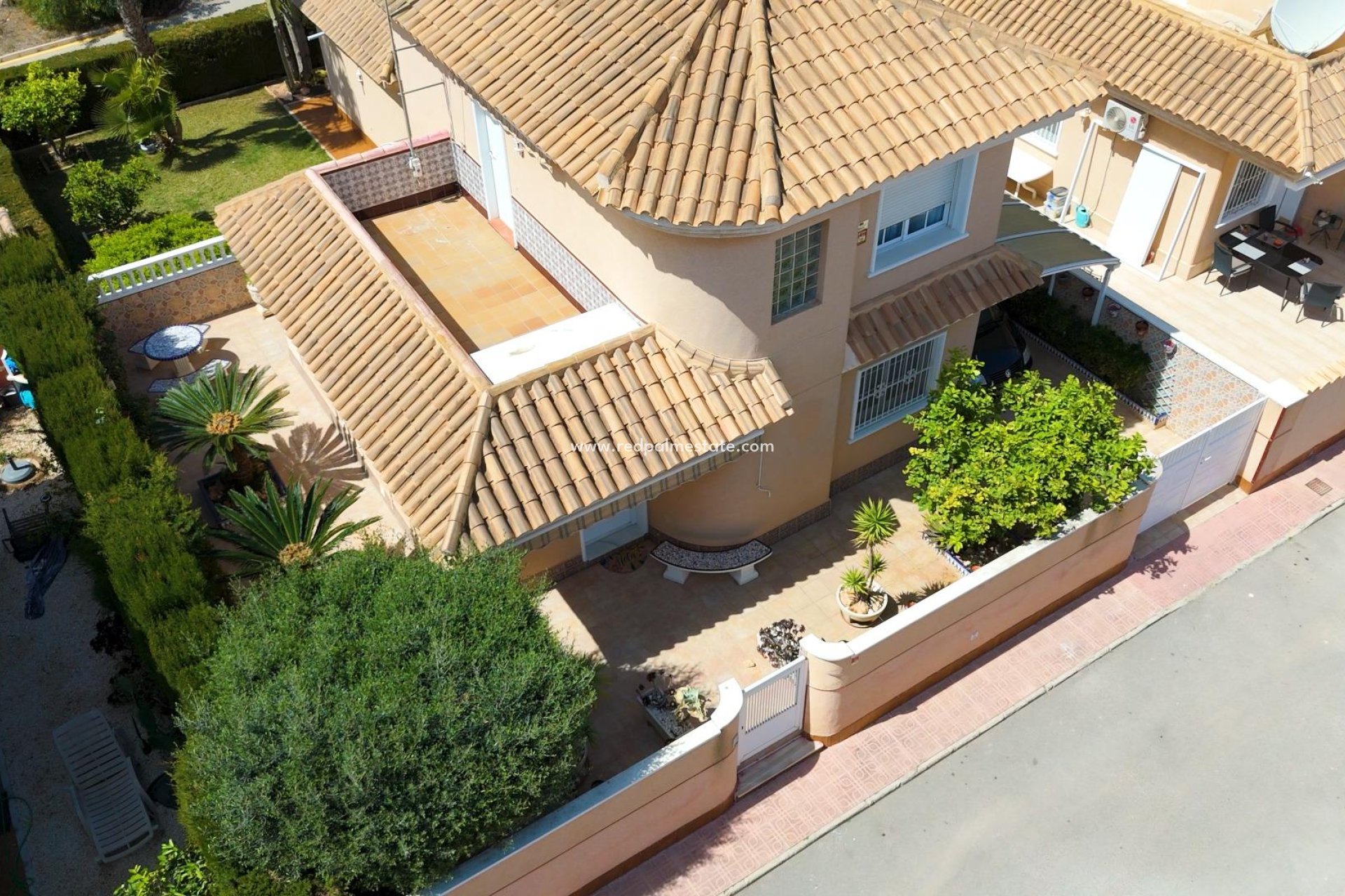 Återförsäljning - Fristående villa -
Torrevieja - Punta Prima