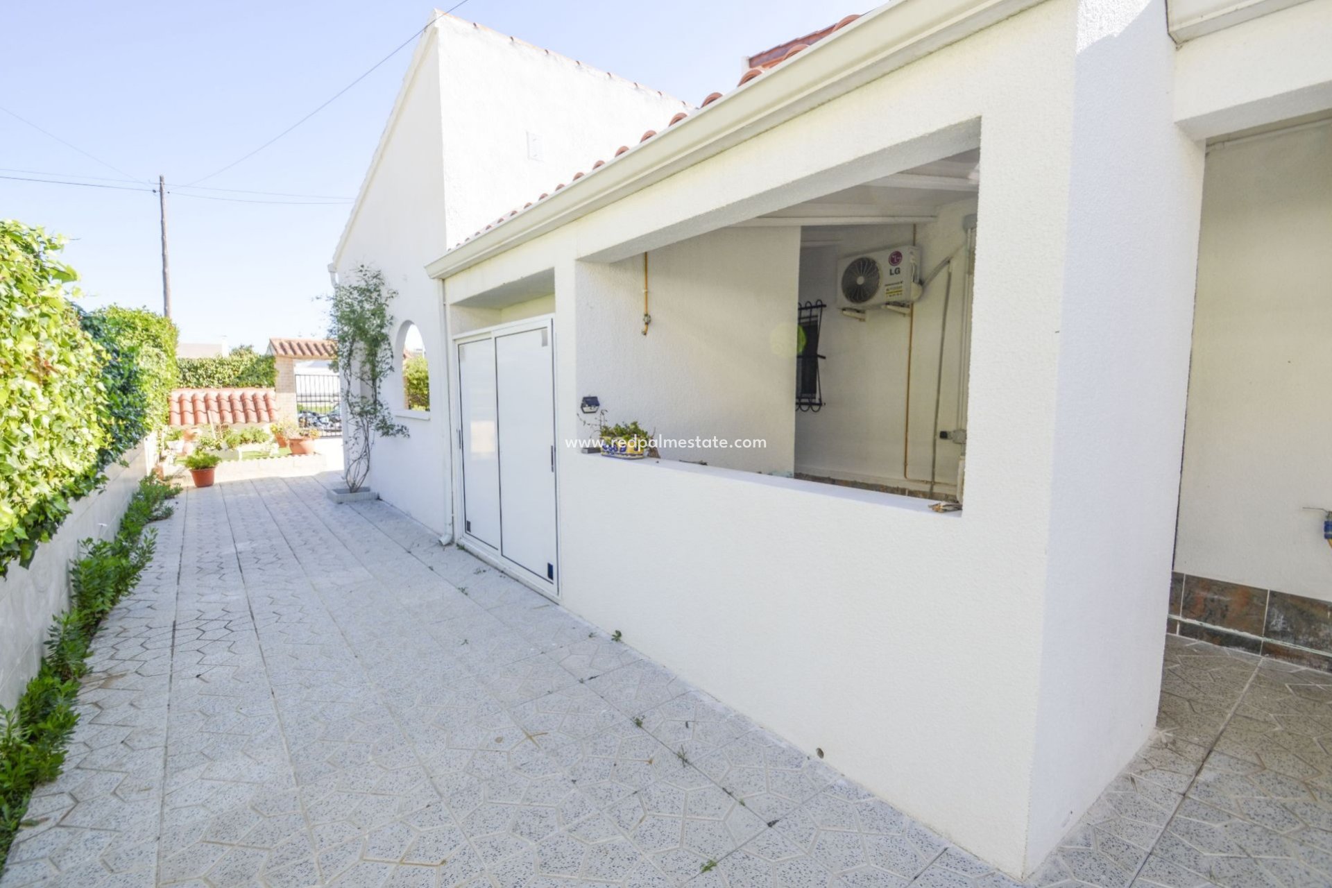 Återförsäljning - Fristående villa -
Torrevieja