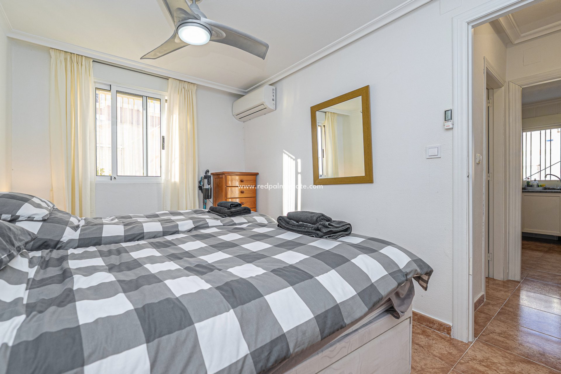 Återförsäljning - Fyrfamiljshus -
Cabo Roig - La Regia