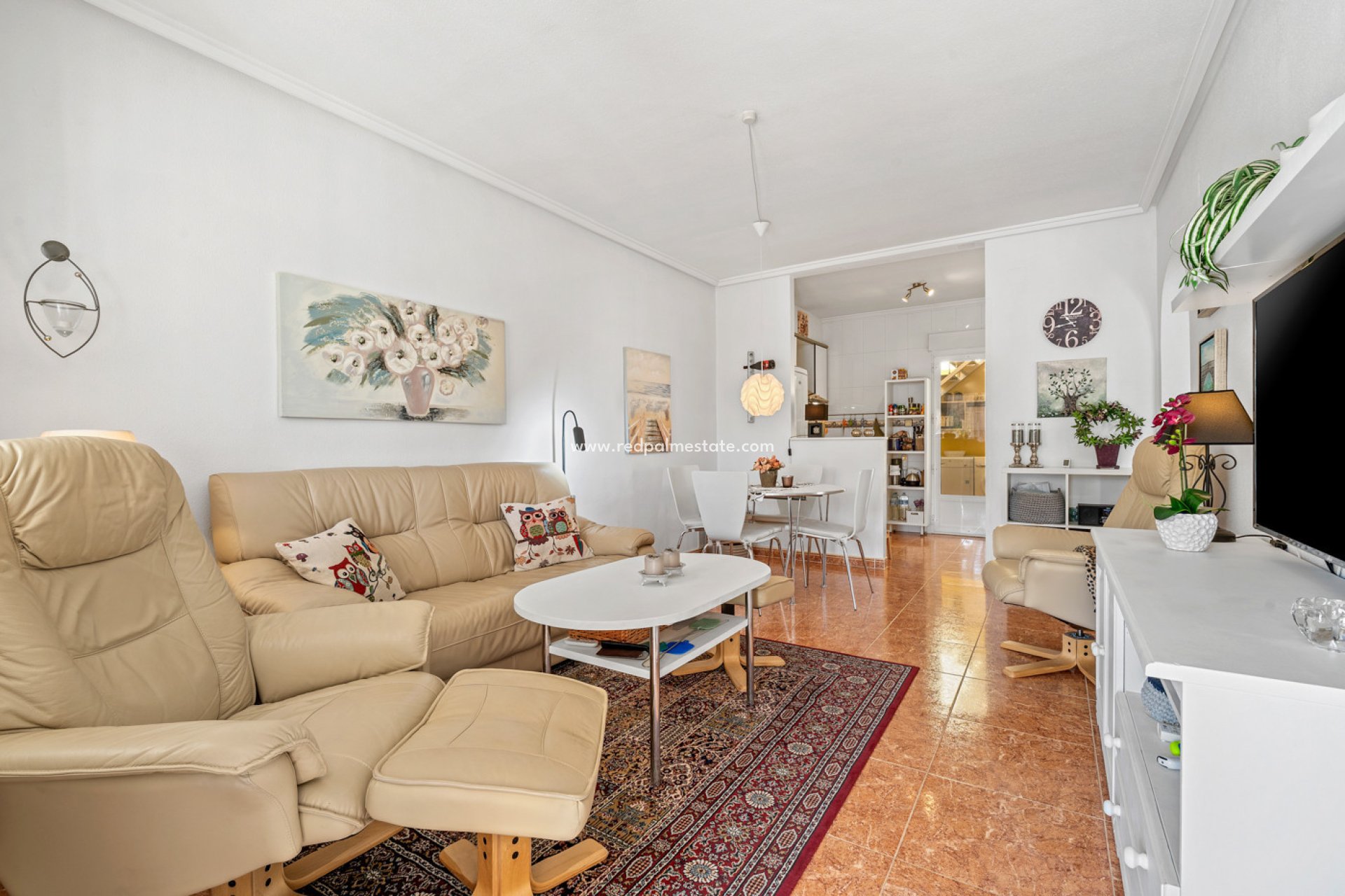 Återförsäljning - Fyrfamiljshus -
La Marina - Costa Blanca