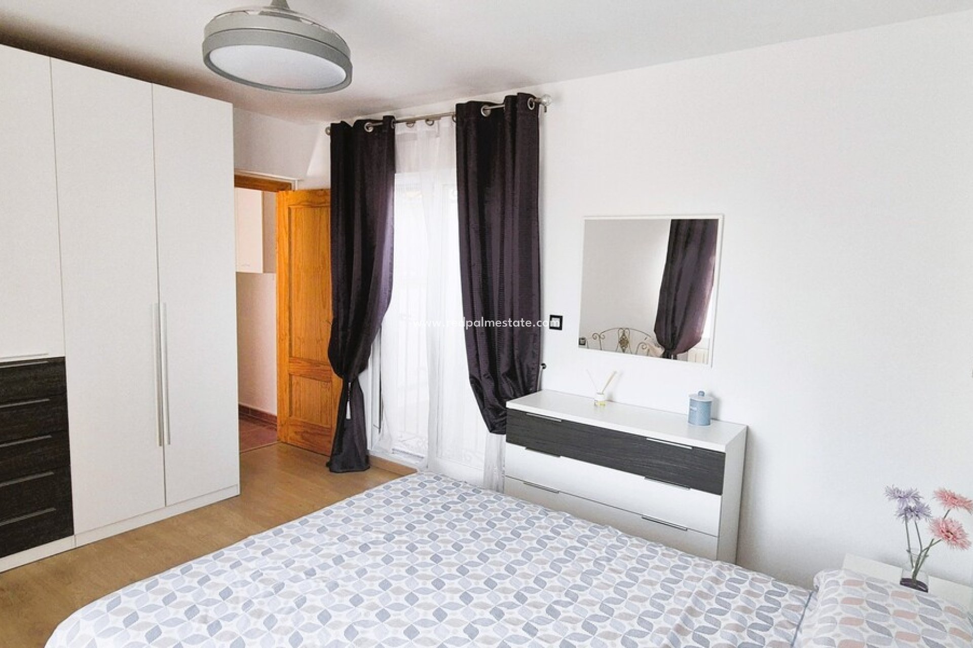 Återförsäljning - Fyrfamiljshus -
Los Altos - Dream Hills - Costa Blanca