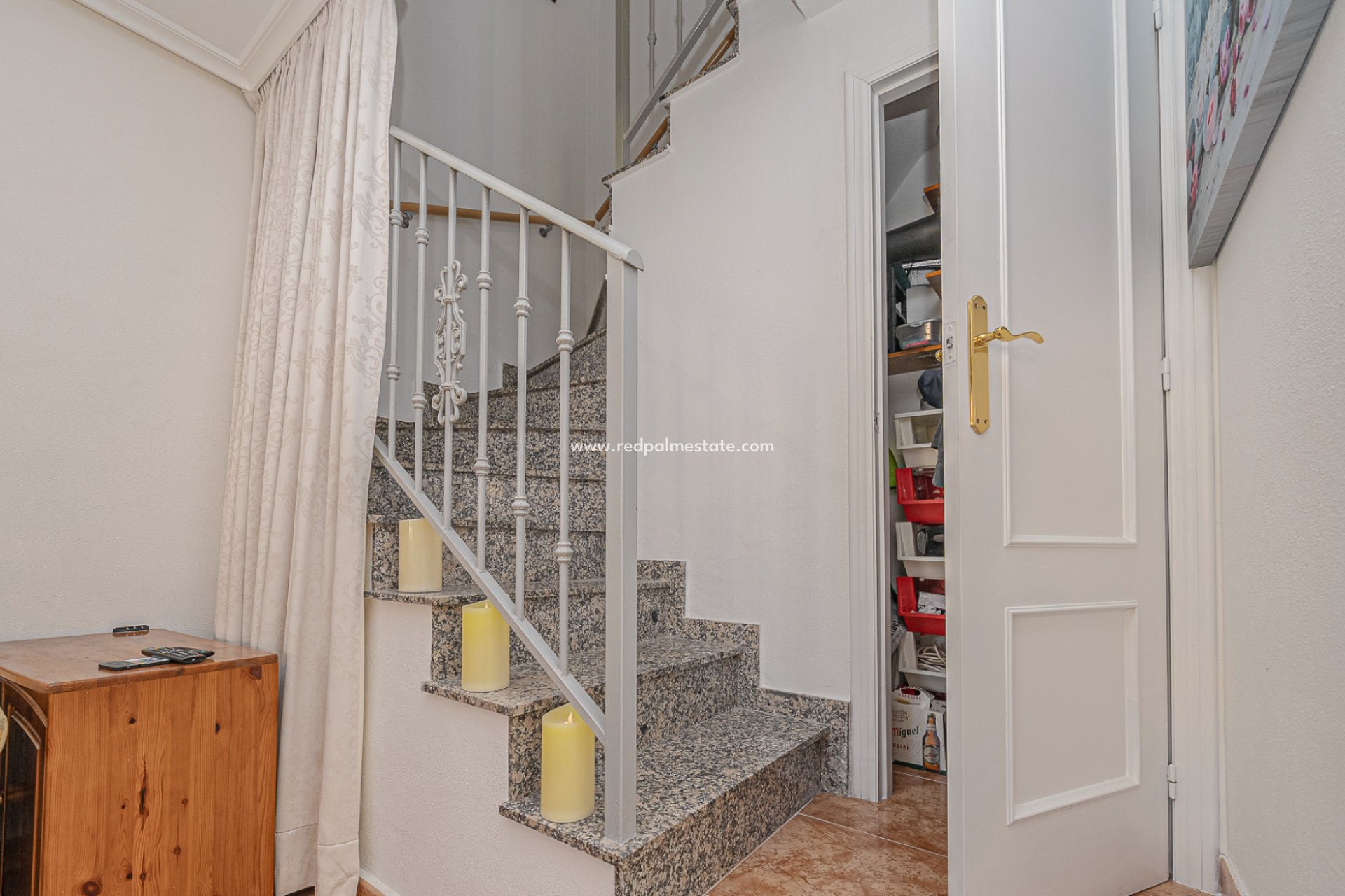 Återförsäljning - Fyrfamiljshus -
Orihuela Costa - Cabo Roig