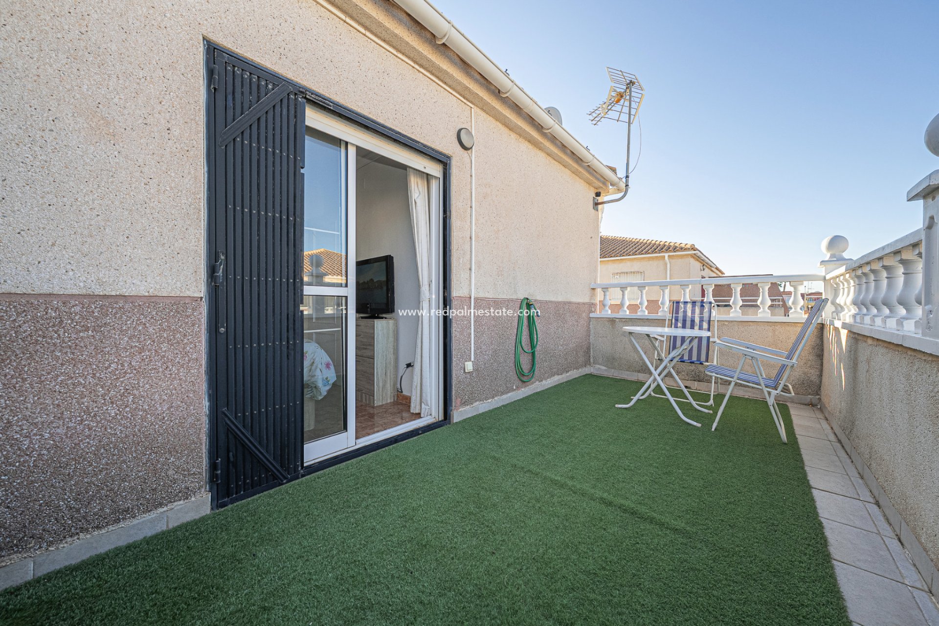 Återförsäljning - Fyrfamiljshus -
Orihuela Costa - Cabo Roig