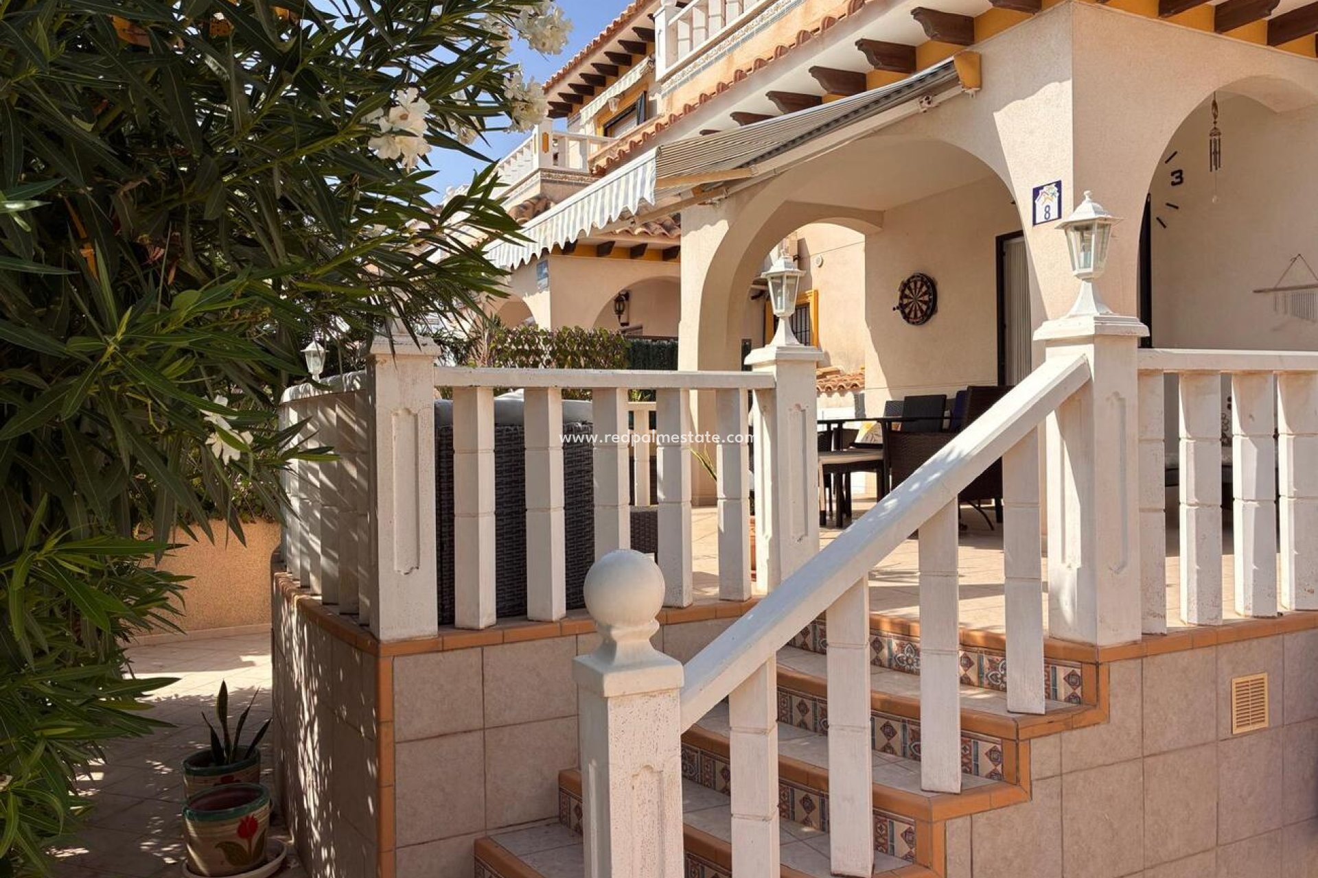 Återförsäljning - Fyrfamiljshus -
Orihuela Costa - Costa Blanca