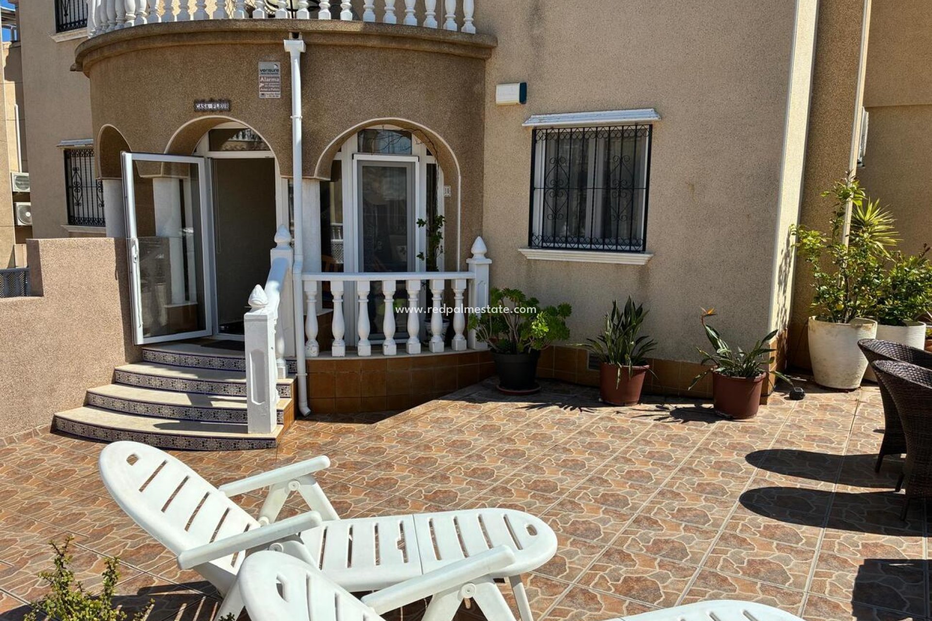 Återförsäljning - Fyrfamiljshus -
Orihuela Costa - Costa Blanca