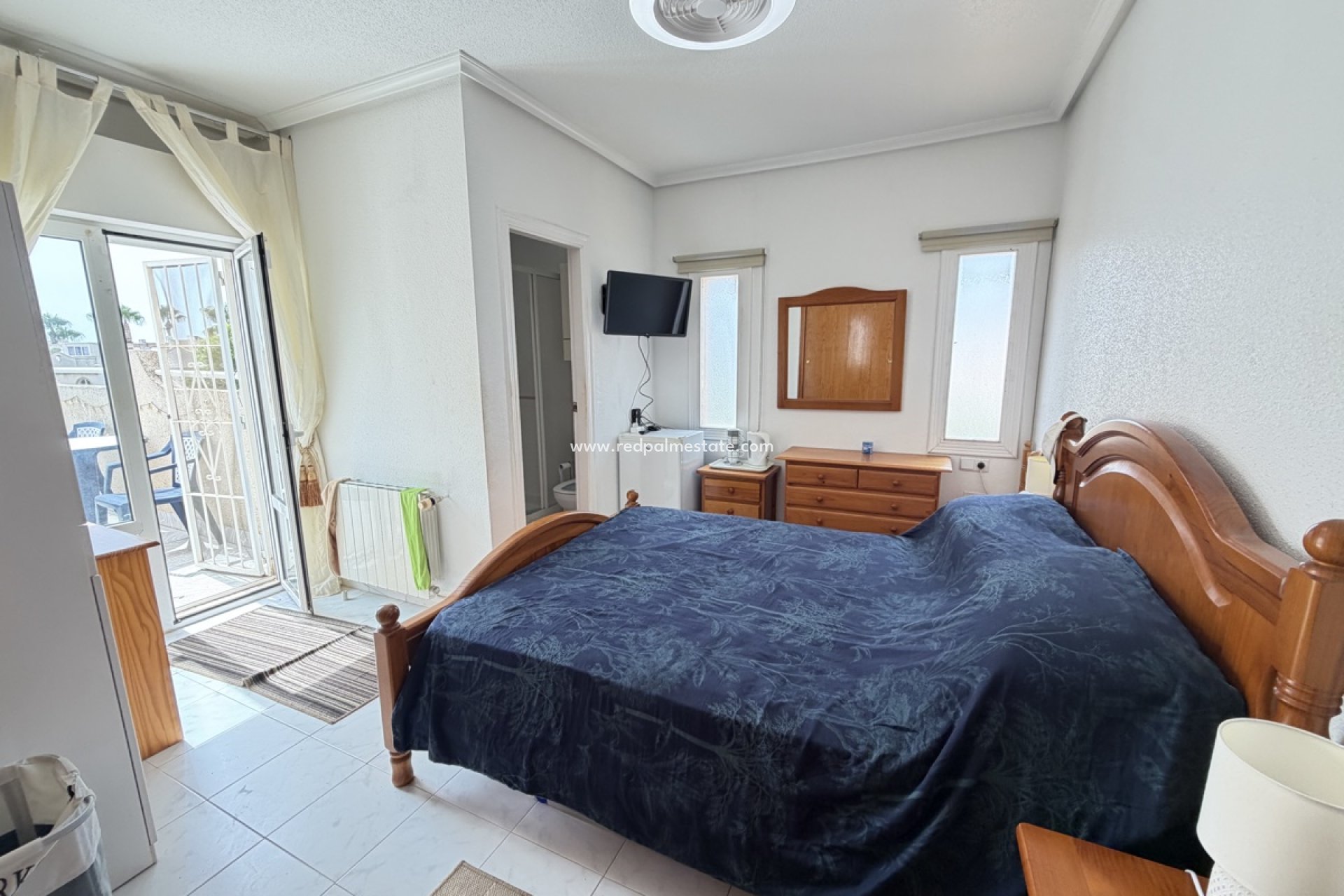 Återförsäljning - Fyrfamiljshus -
Orihuela Costa - La Florida