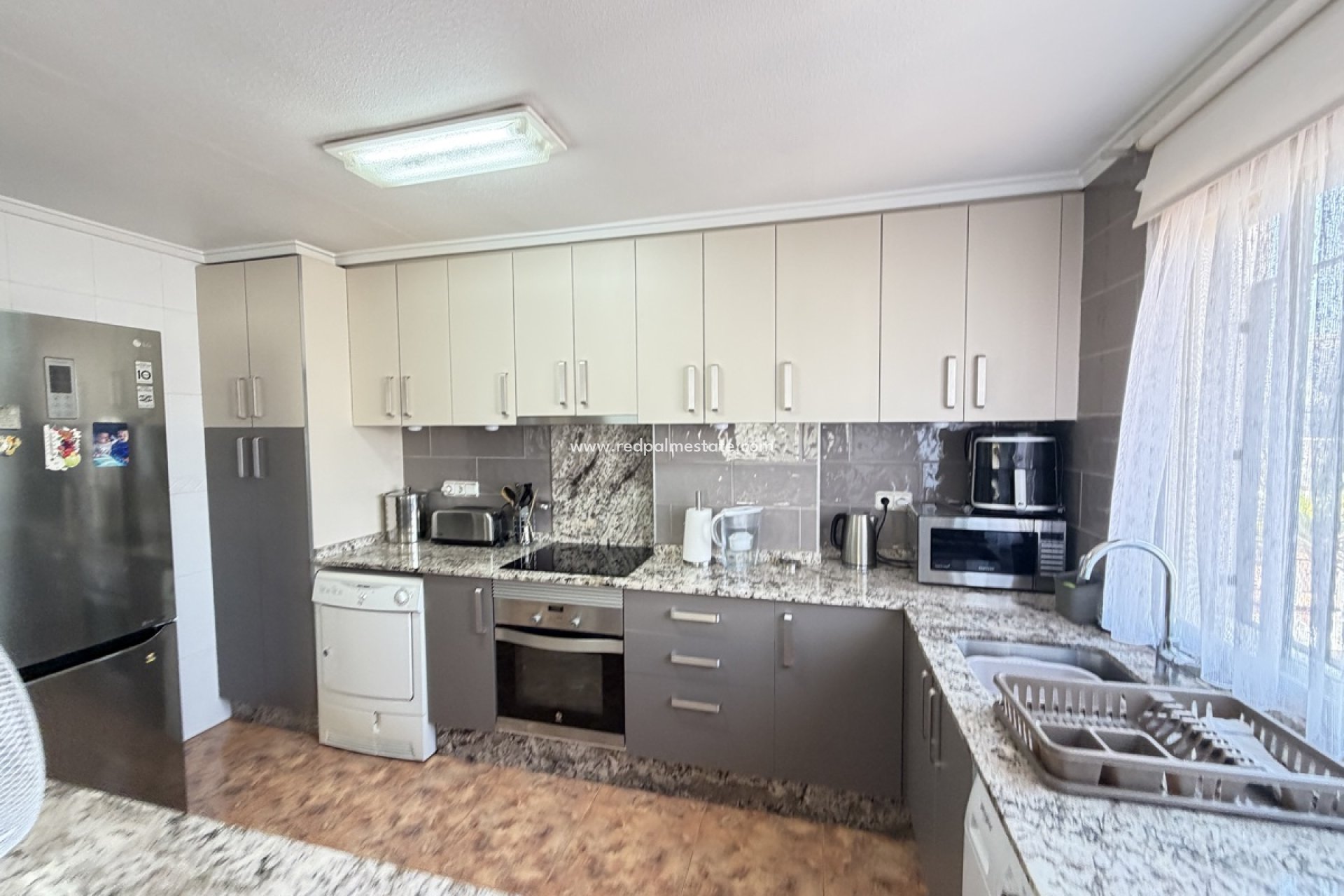 Återförsäljning - Fyrfamiljshus -
Orihuela Costa - La Zenia