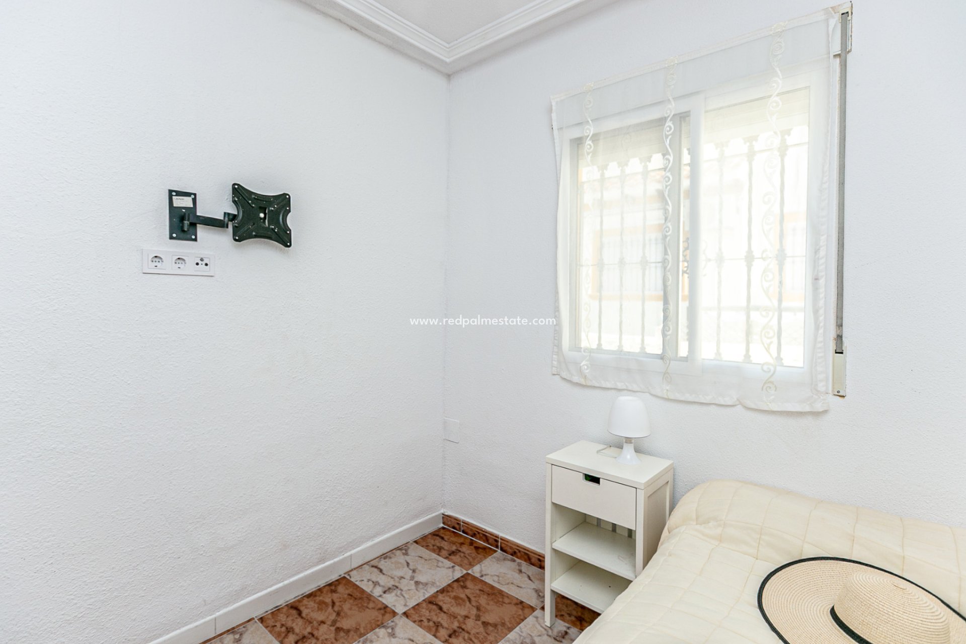 Återförsäljning - Fyrfamiljshus -
Orihuela Costa - Playa Flamenca