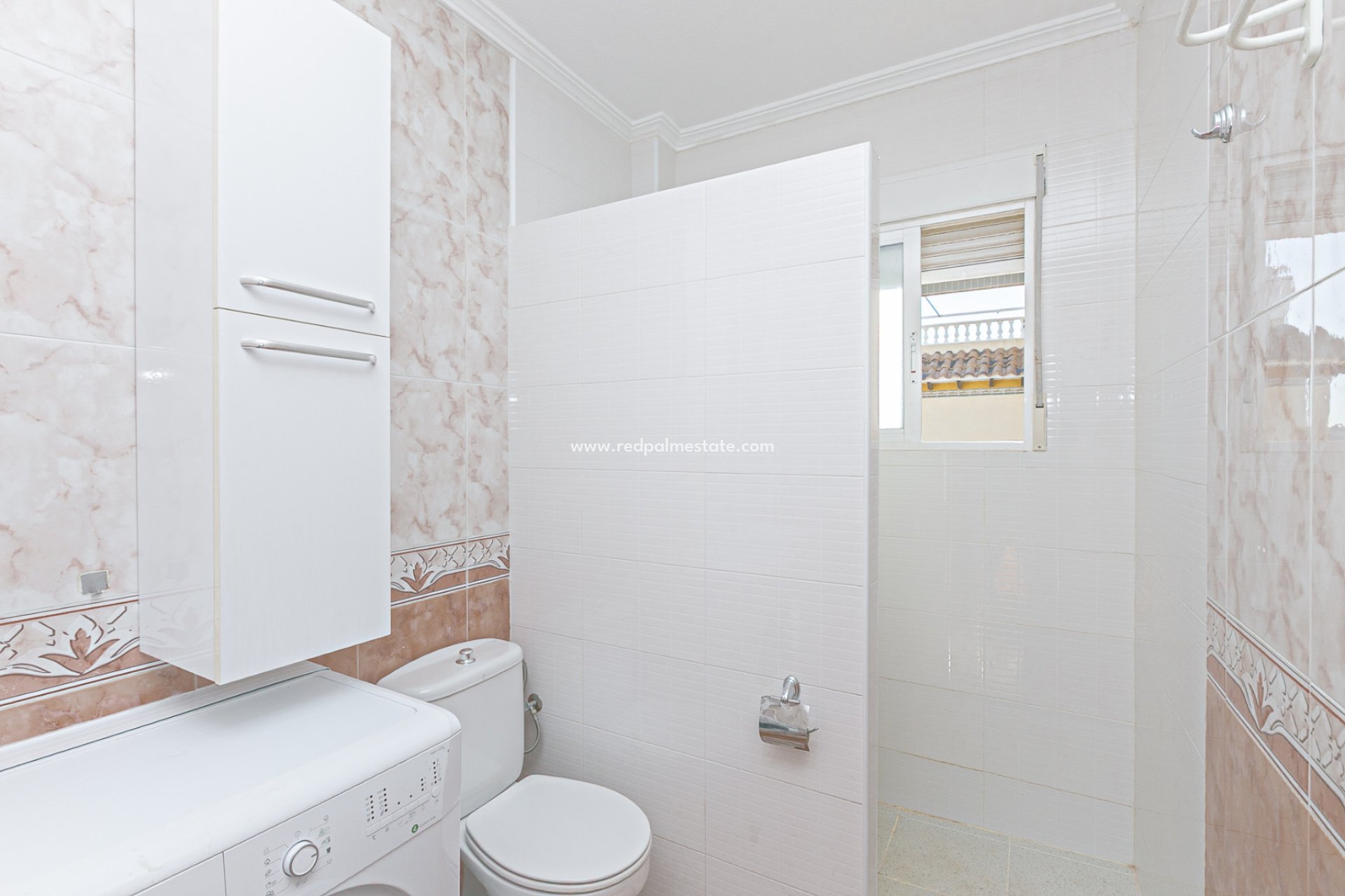 Återförsäljning - Fyrfamiljshus -
Orihuela Costa - Playa Flamenca