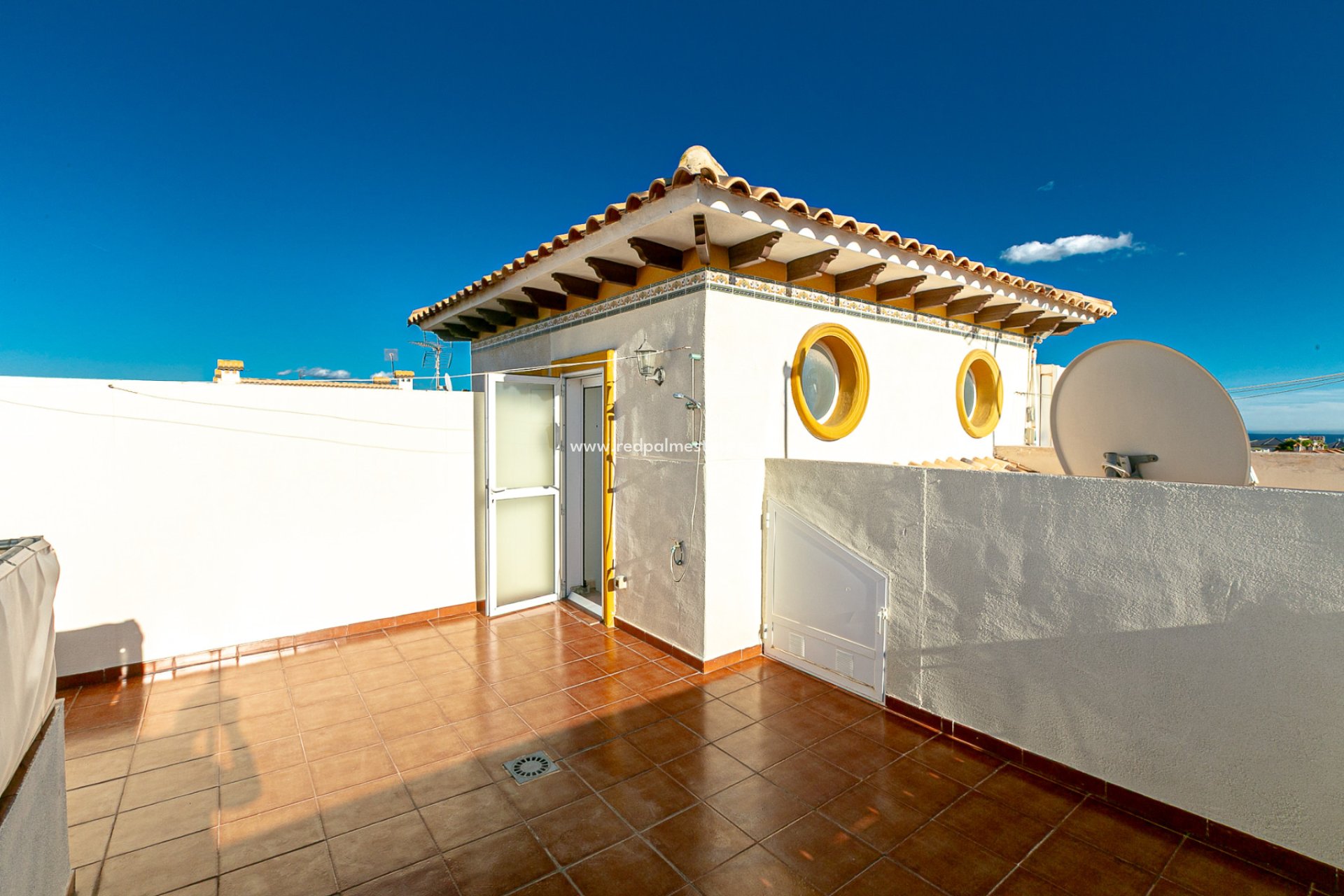 Återförsäljning - Fyrfamiljshus -
Orihuela Costa - Playa Flamenca