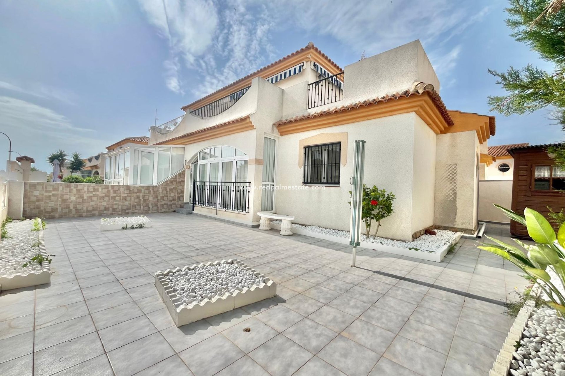 Återförsäljning - Fyrfamiljshus -
Orihuela Costa - Playa Flamenca