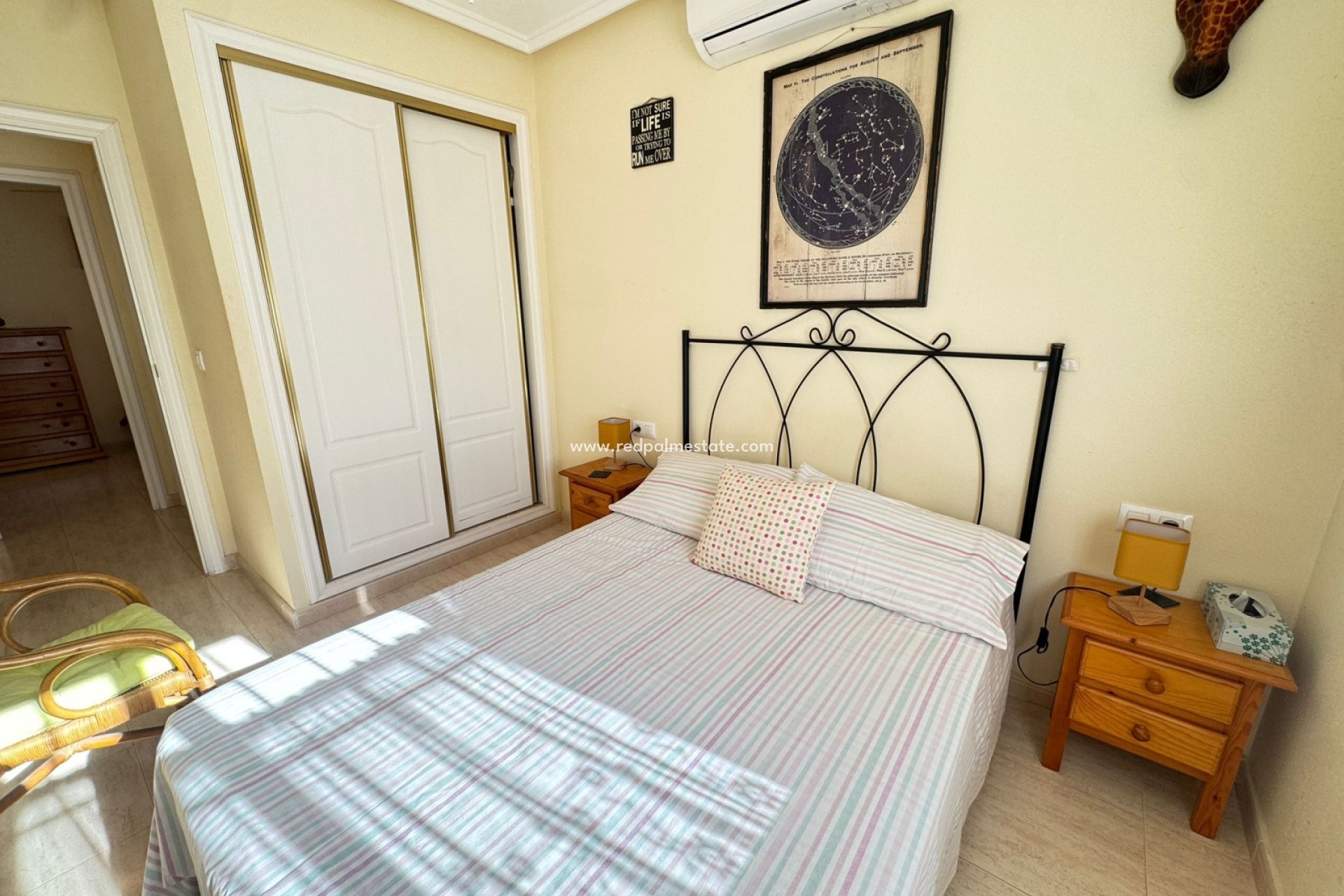 Återförsäljning - Fyrfamiljshus -
Orihuela Costa - Villamartín