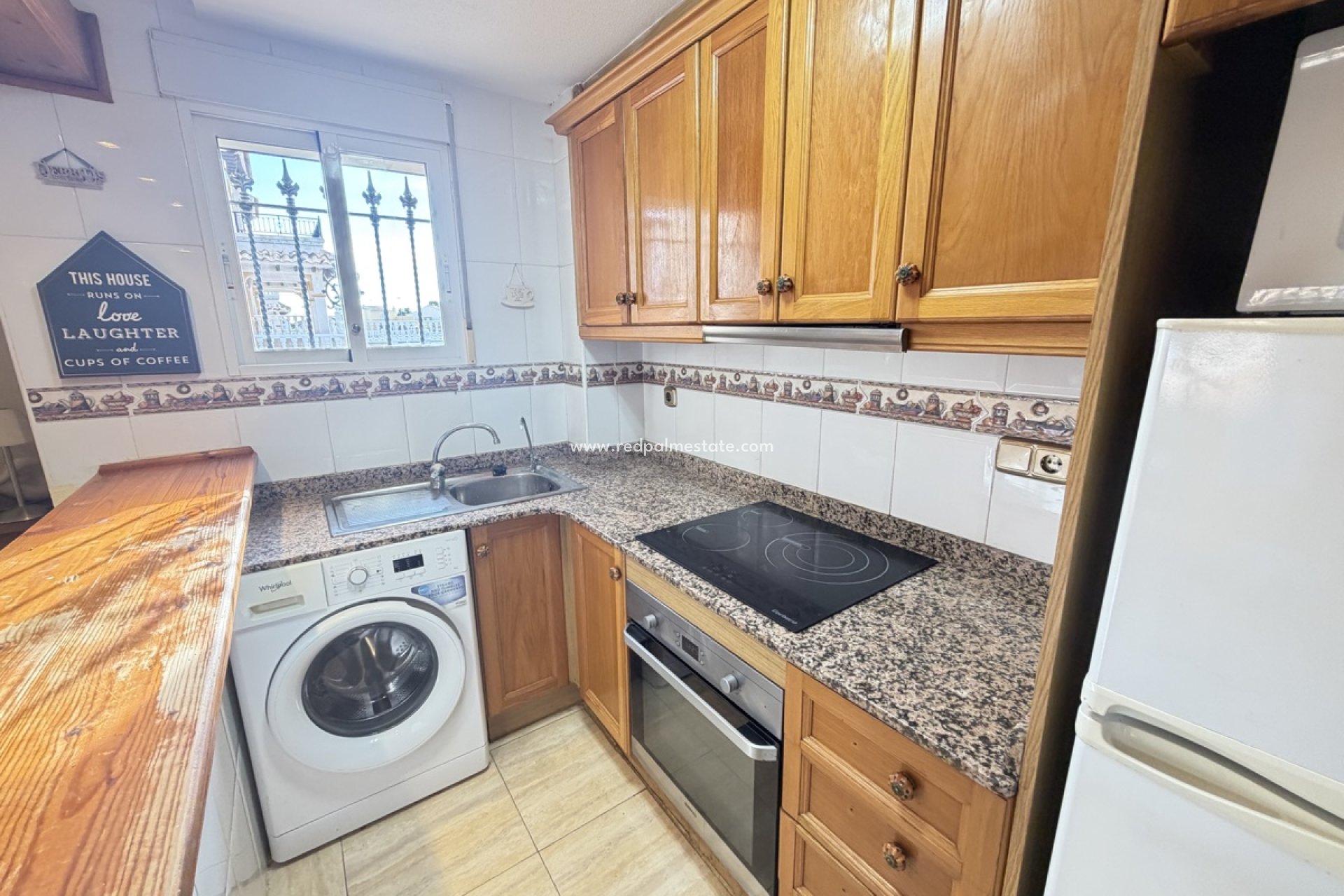 Återförsäljning - Fyrfamiljshus -
Orihuela Costa - Villamartín