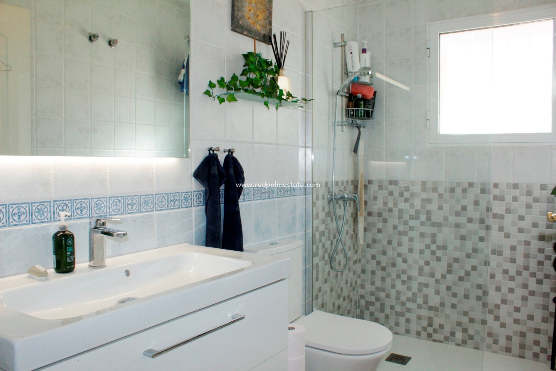 Återförsäljning - Fyrfamiljshus -
Orihuela Costa - Villamartín