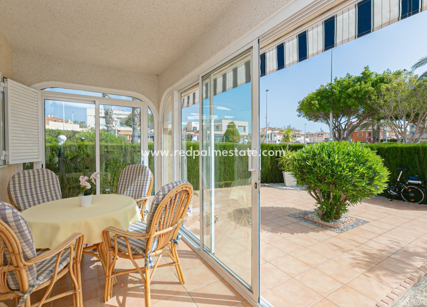 Återförsäljning - Fyrfamiljshus -
Orihuela Costa - Zenia Mar