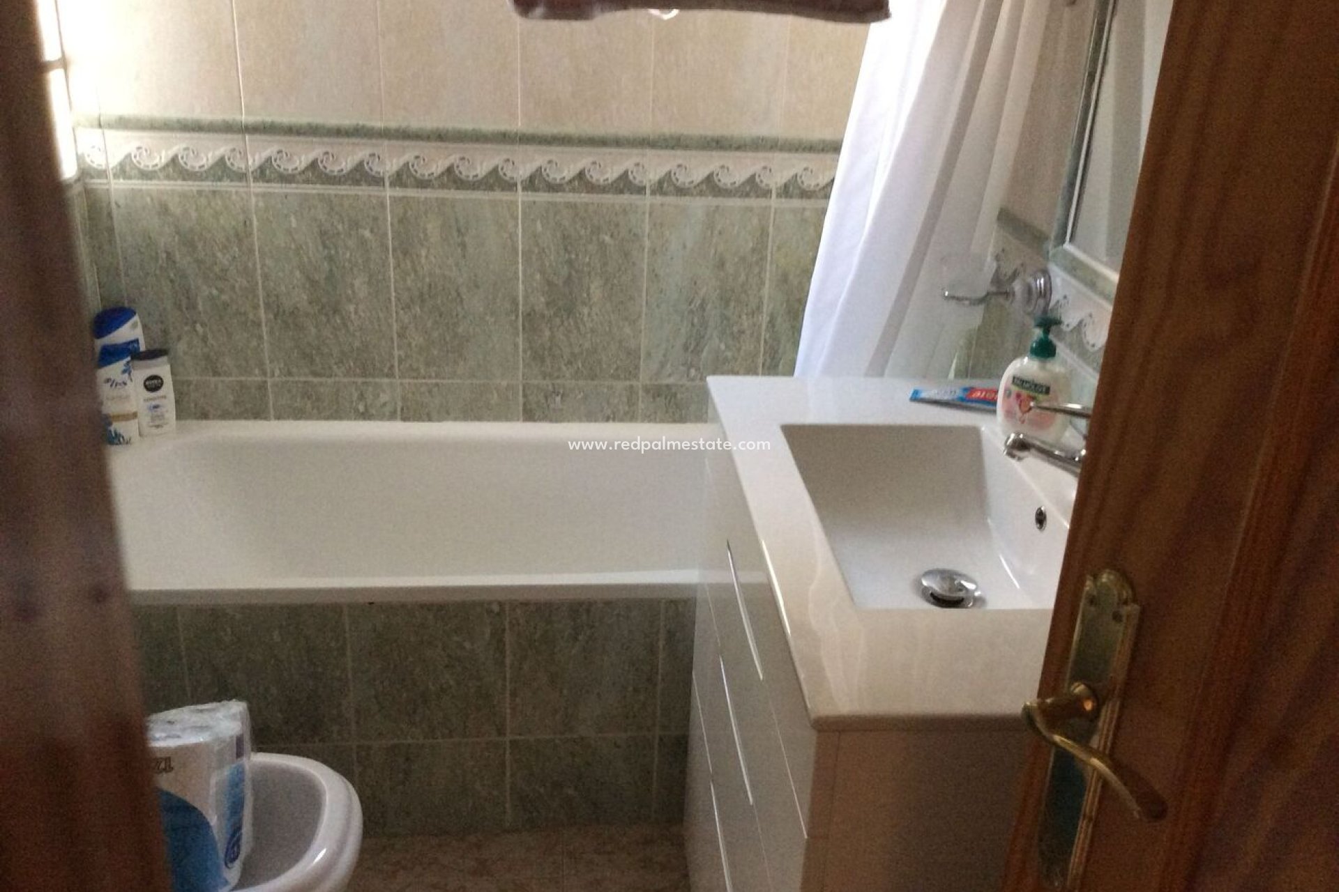 Återförsäljning - Fyrfamiljshus -
Orihuela Costa