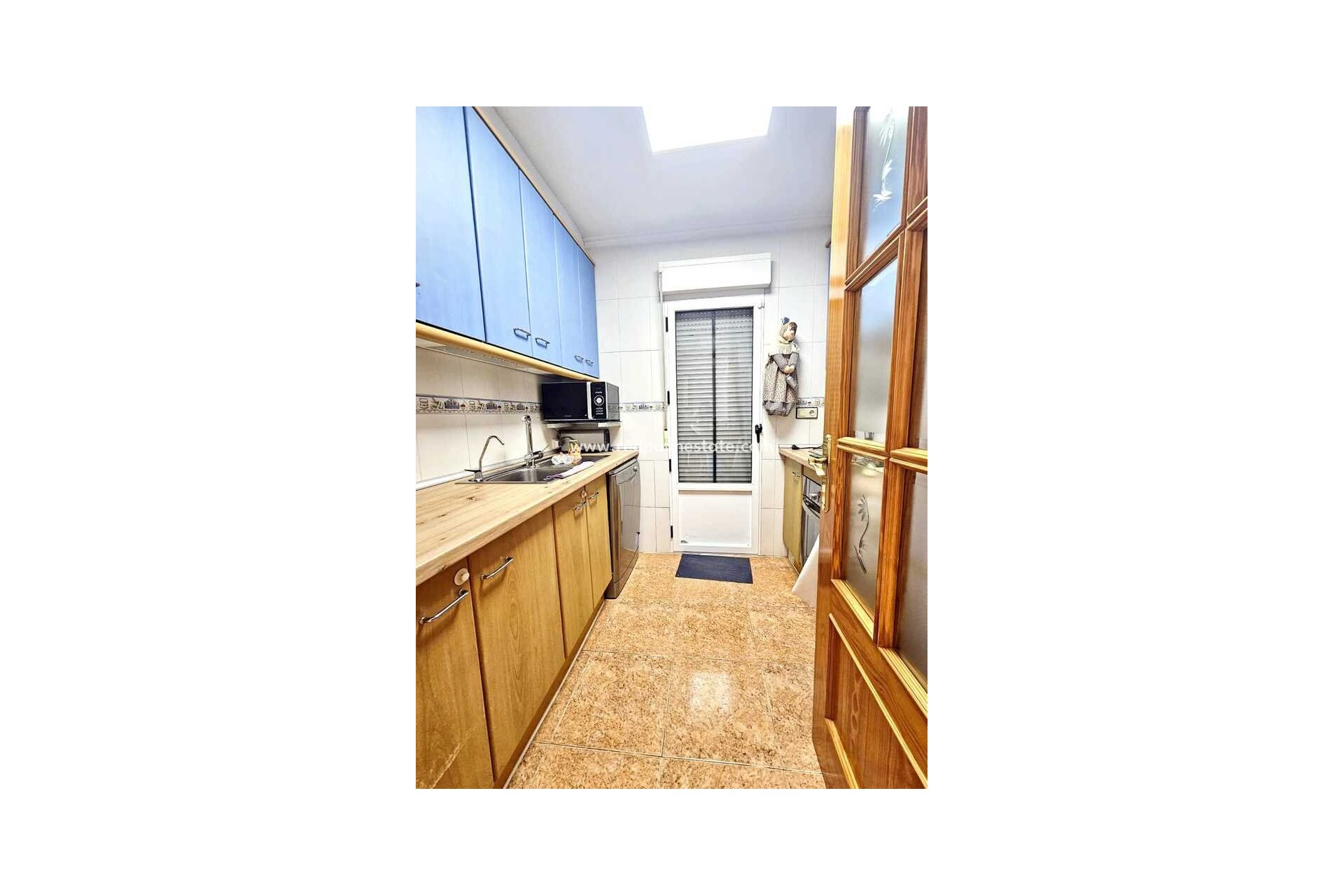Återförsäljning - Fyrfamiljshus -
Torrevieja - Costa Blanca
