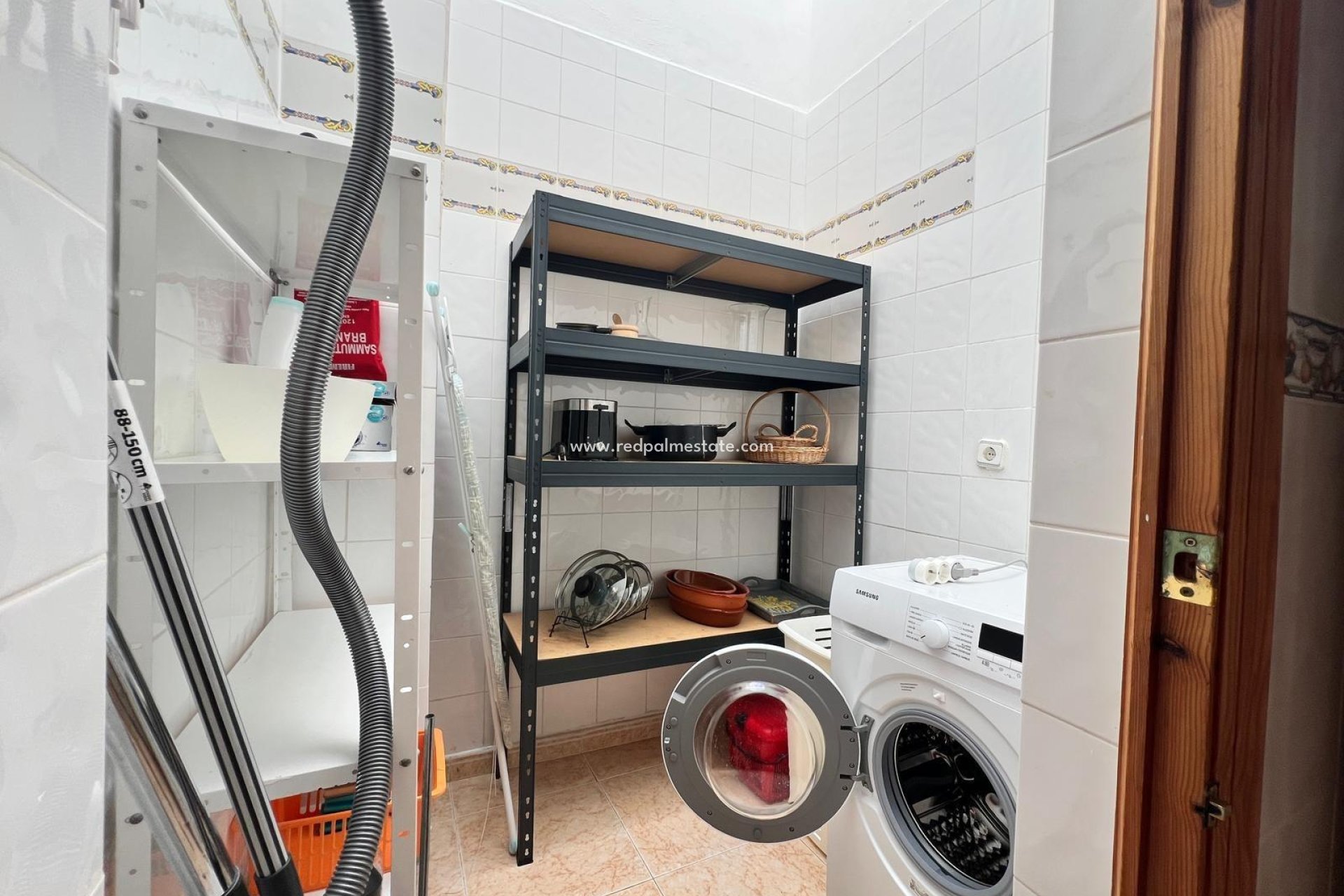 Återförsäljning - Fyrfamiljshus -
Torrevieja - La Mata
