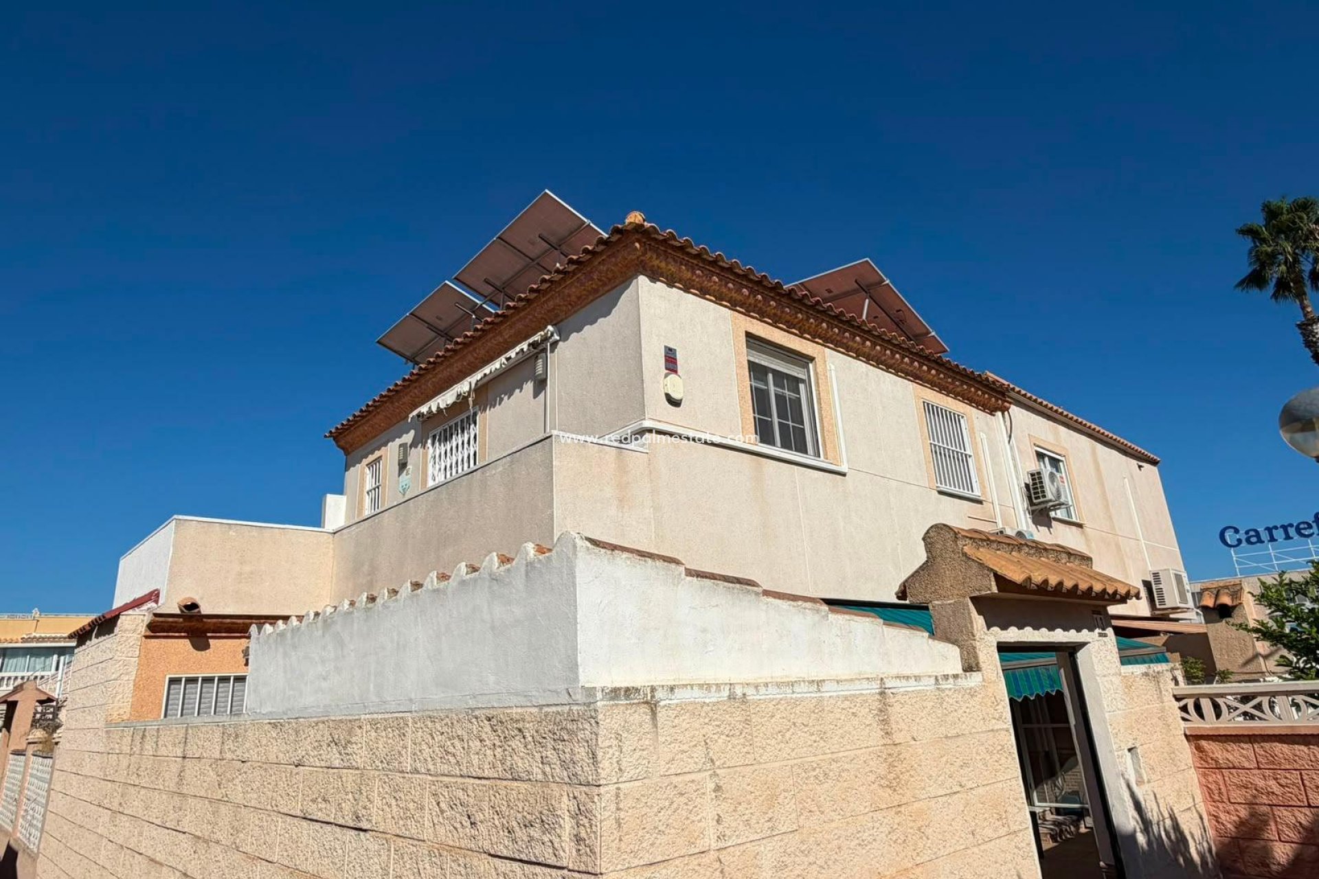 Återförsäljning - Fyrfamiljshus -
Torrevieja - La Siesta - El Salado -  Torreta