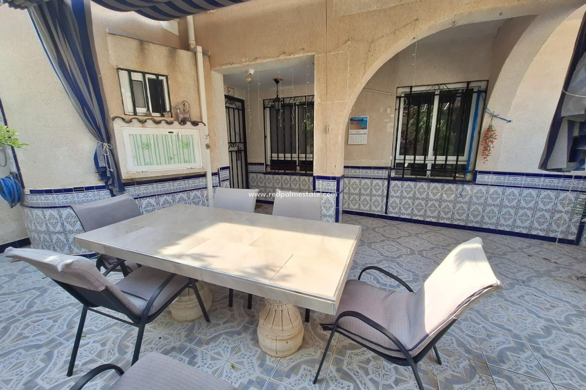 Återförsäljning - Fyrfamiljshus -
Torrevieja - La Siesta - El Salado -  Torreta