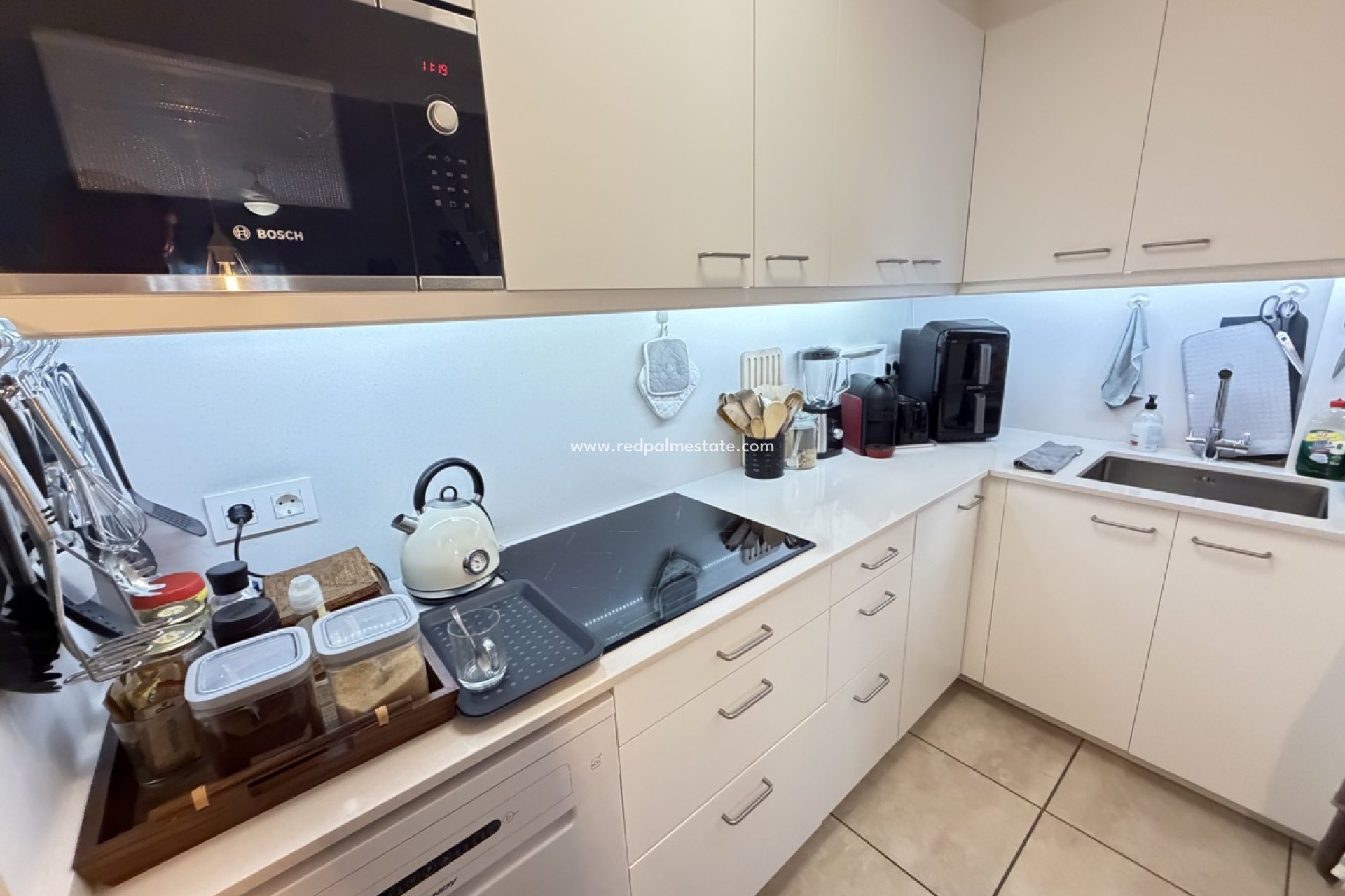 Återförsäljning - Fyrfamiljshus -
Torrevieja - Los altos