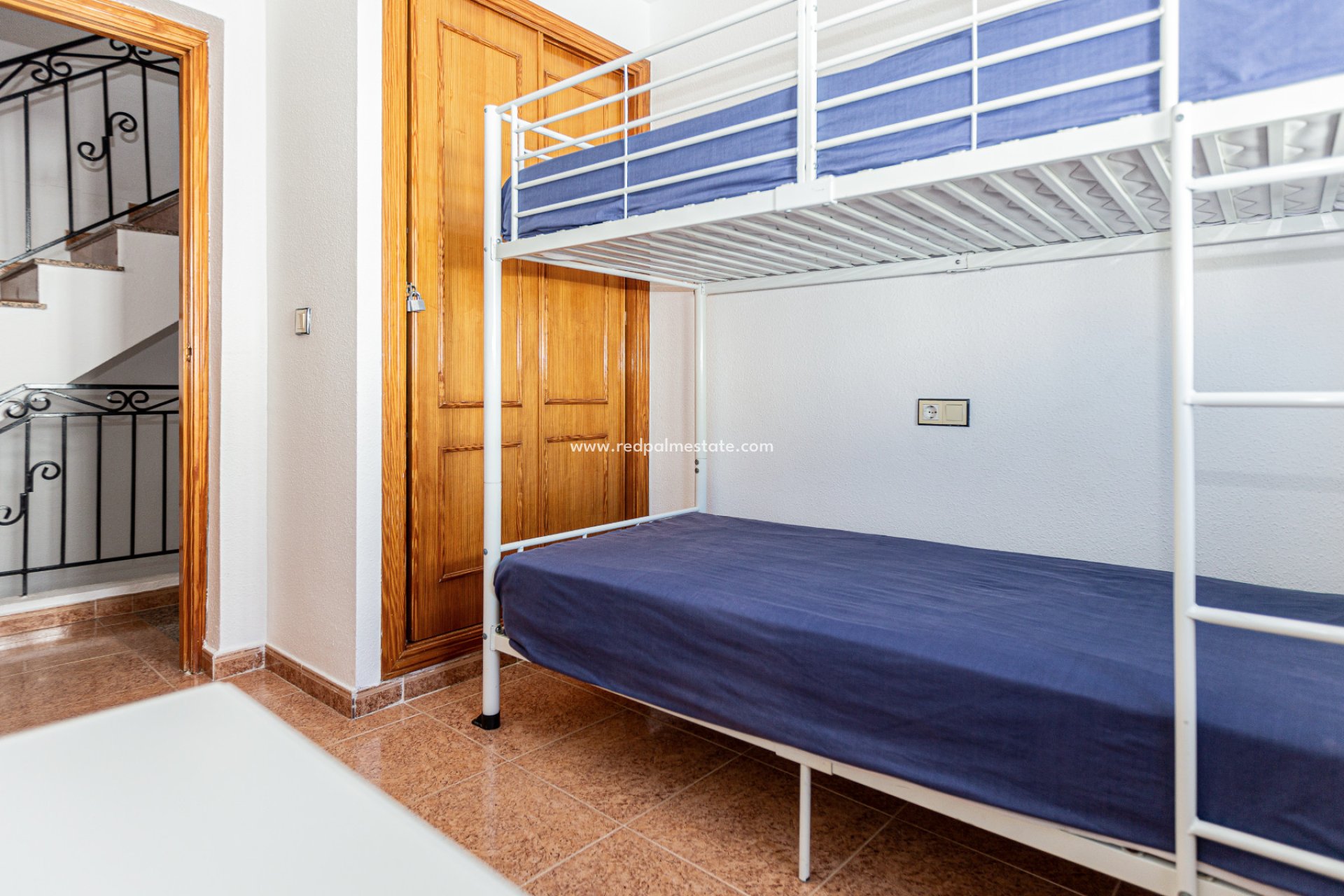 Återförsäljning - Fyrfamiljshus -
Torrevieja - Los Altos