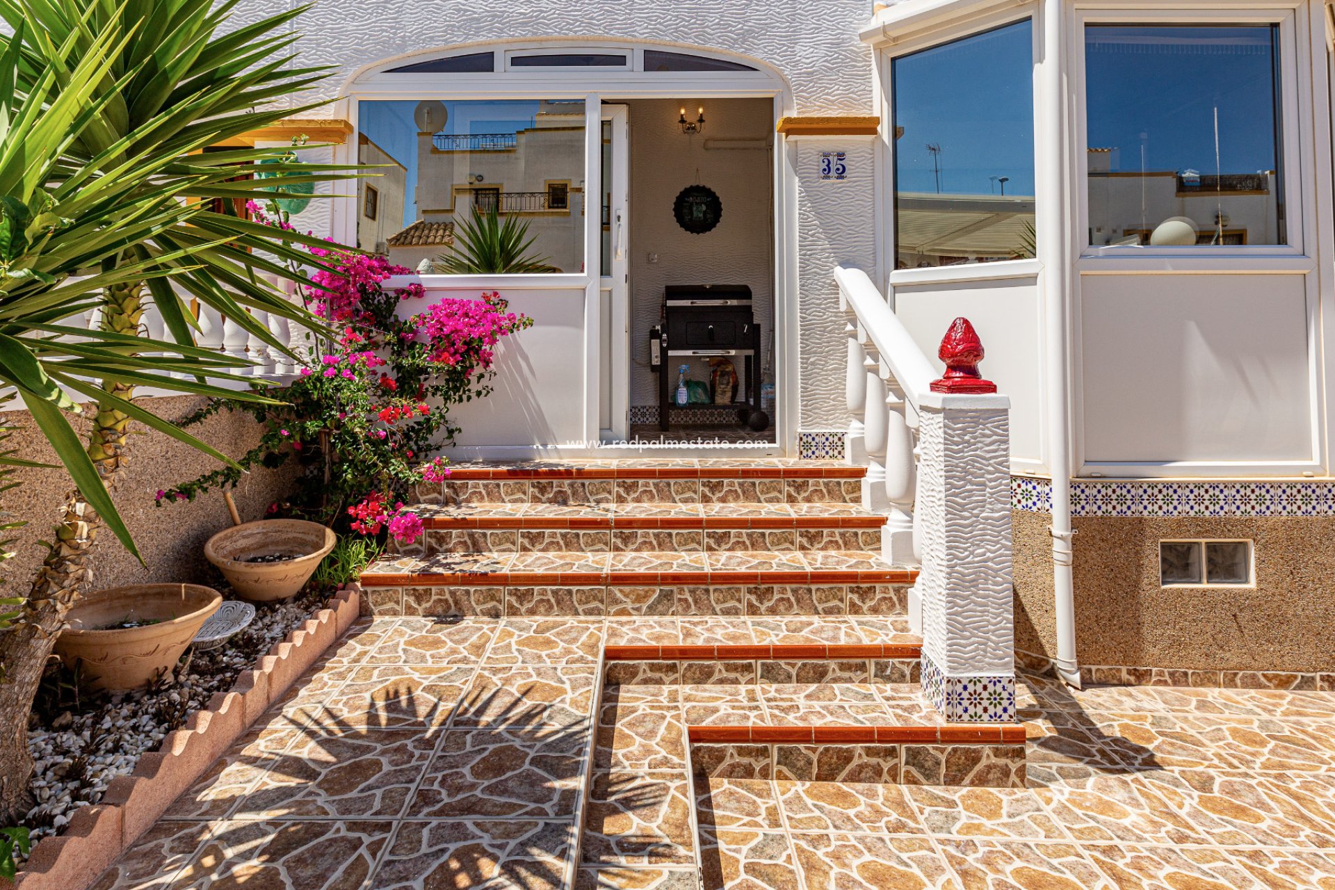 Återförsäljning - Fyrfamiljshus -
Torrevieja - Los Altos