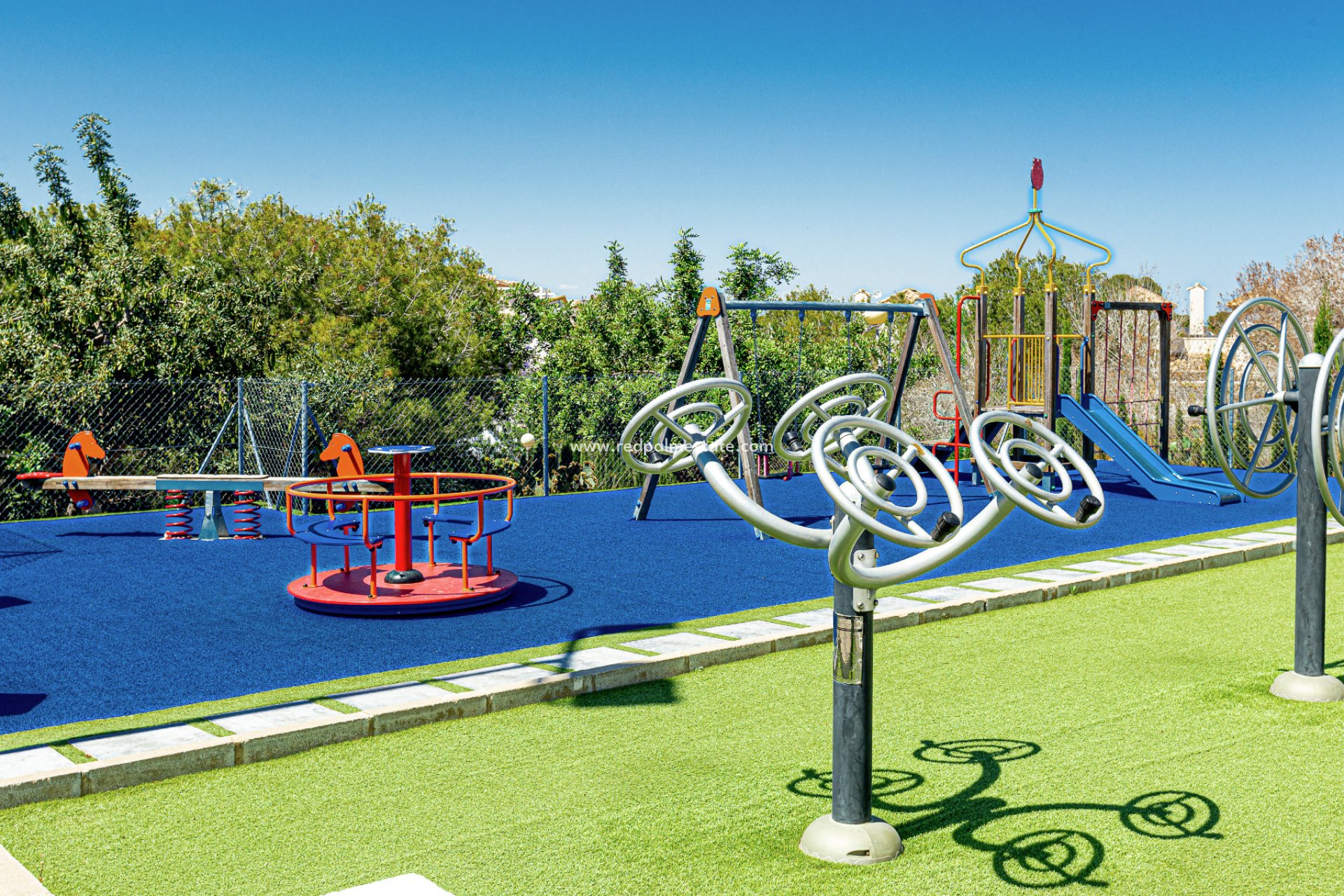 Återförsäljning - Fyrfamiljshus -
Torrevieja - Los Altos