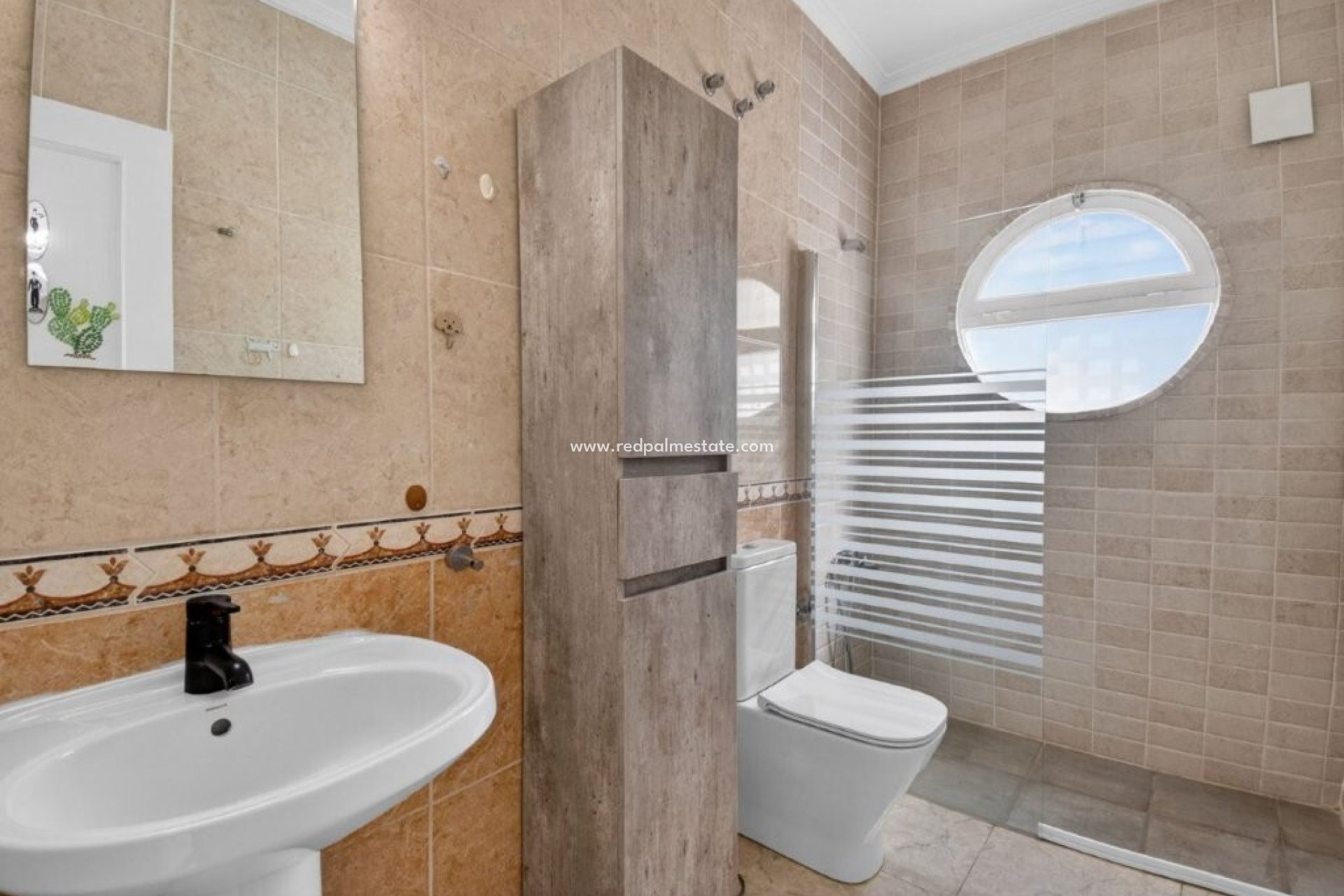 Återförsäljning - Fyrfamiljshus -
Torrevieja - Los altos
