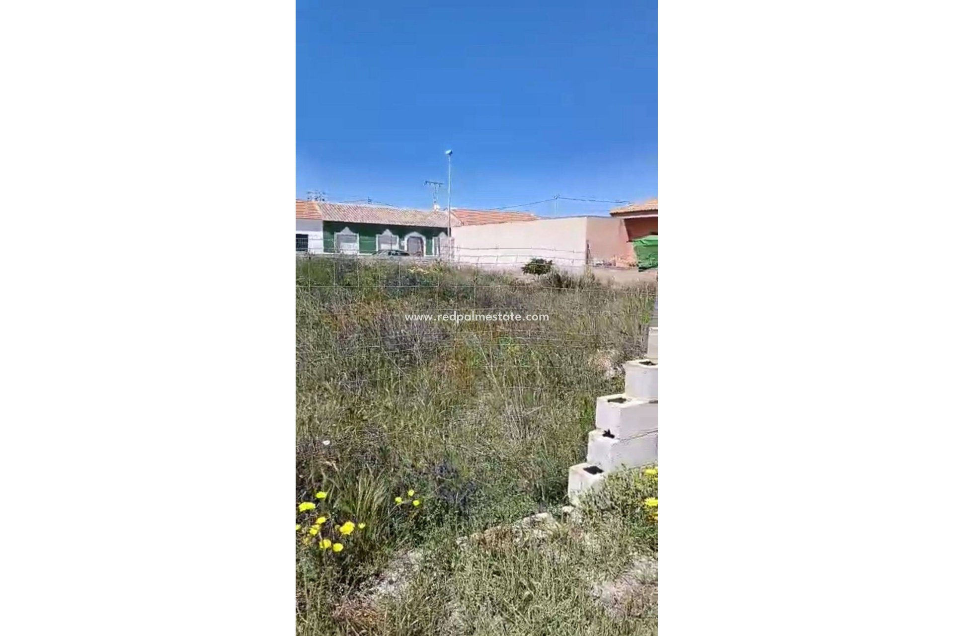 Återförsäljning - Komplott -
San Pedro del Pinatar - Las Beatas