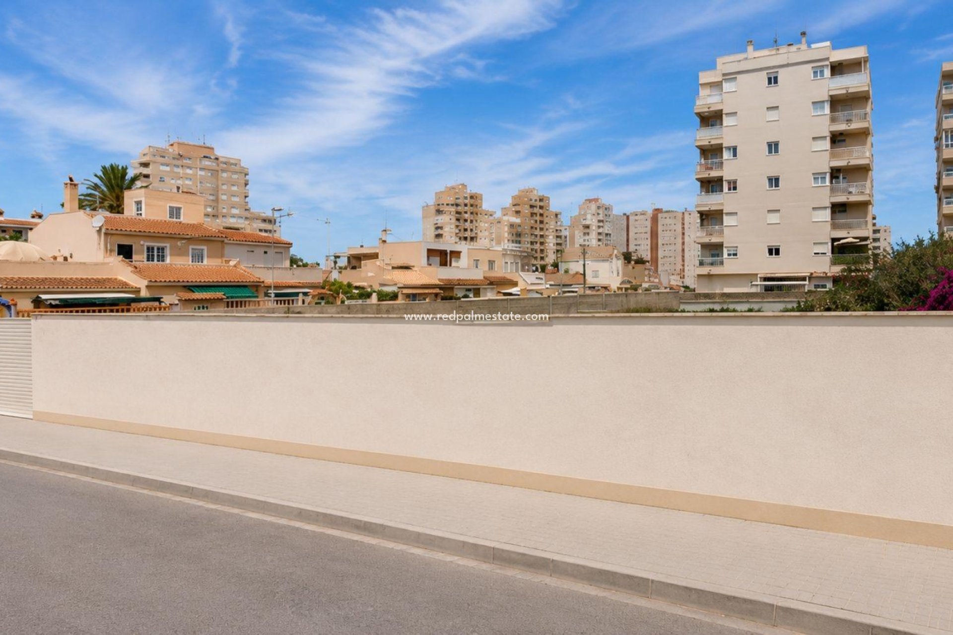 Återförsäljning - Komplott -
Torrevieja - Aguas Nuevas