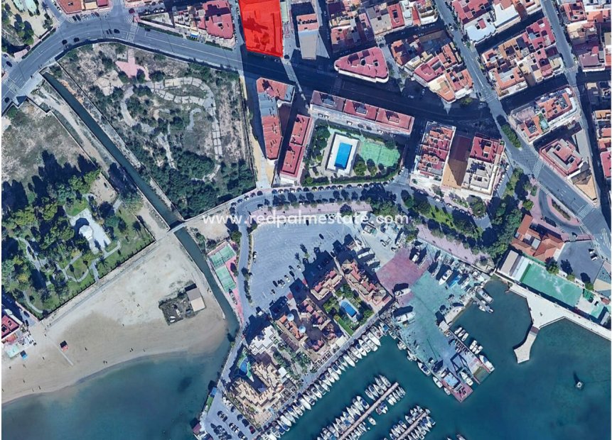 Återförsäljning - Komplott -
Torrevieja - Zona Sinforosa
